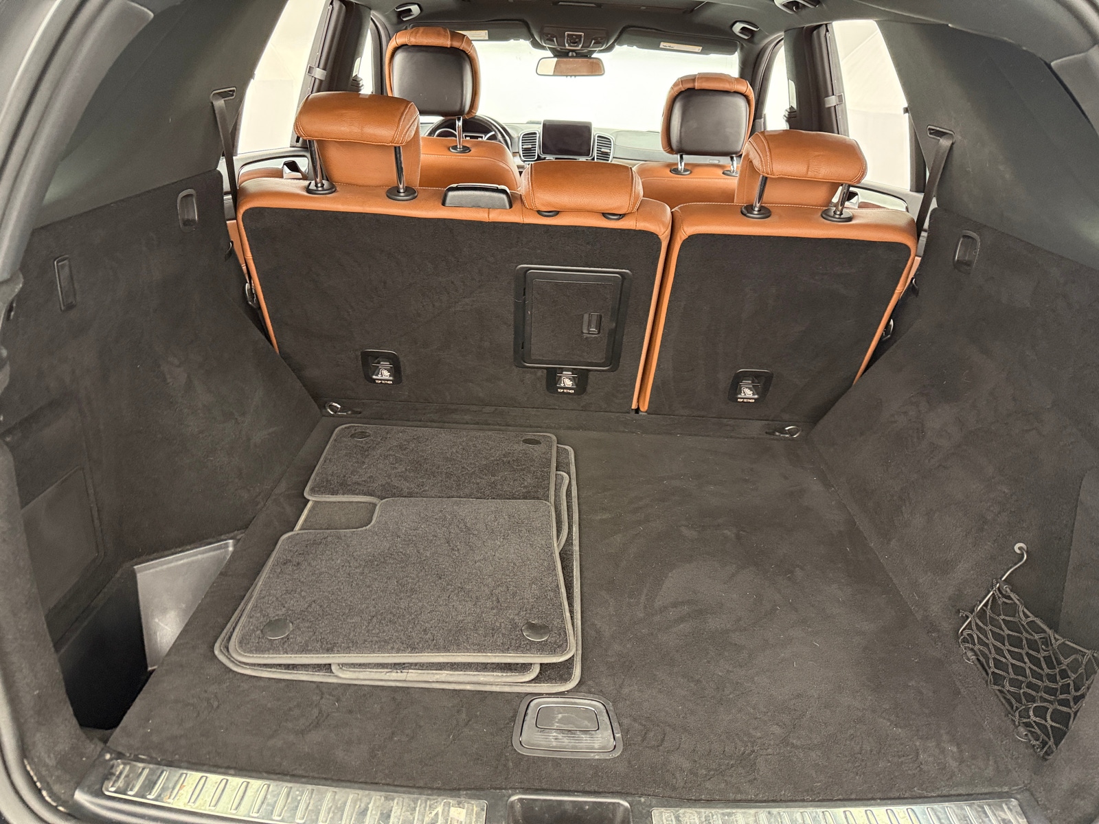 Thumbnail: 2016 Mercedes-Benz GLE - 6