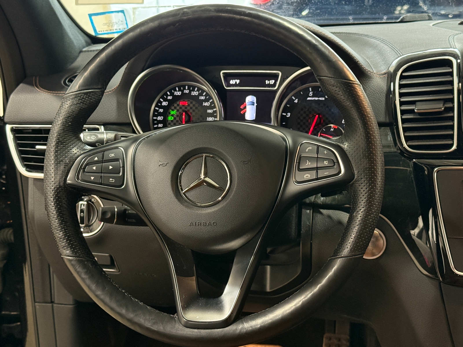 Thumbnail: 2019 Mercedes-Benz GLE - 4