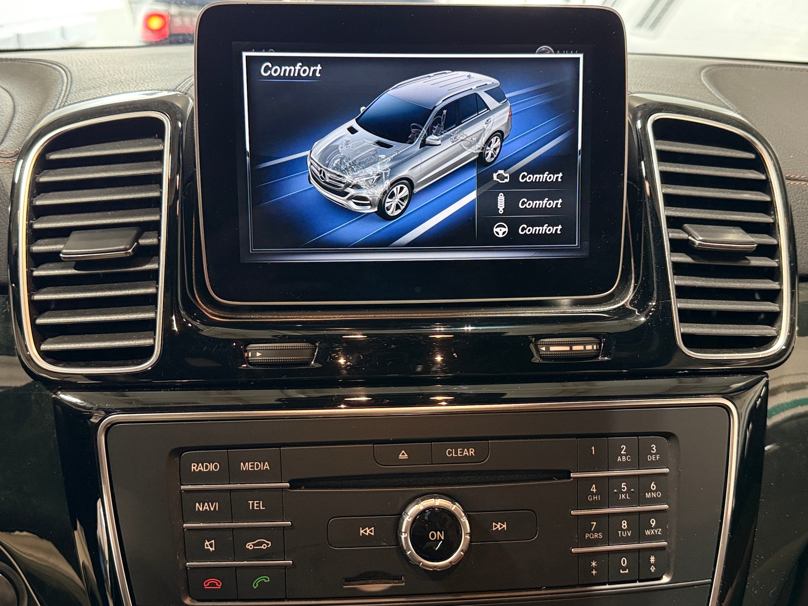 Thumbnail: 2019 Mercedes-Benz GLE - 3