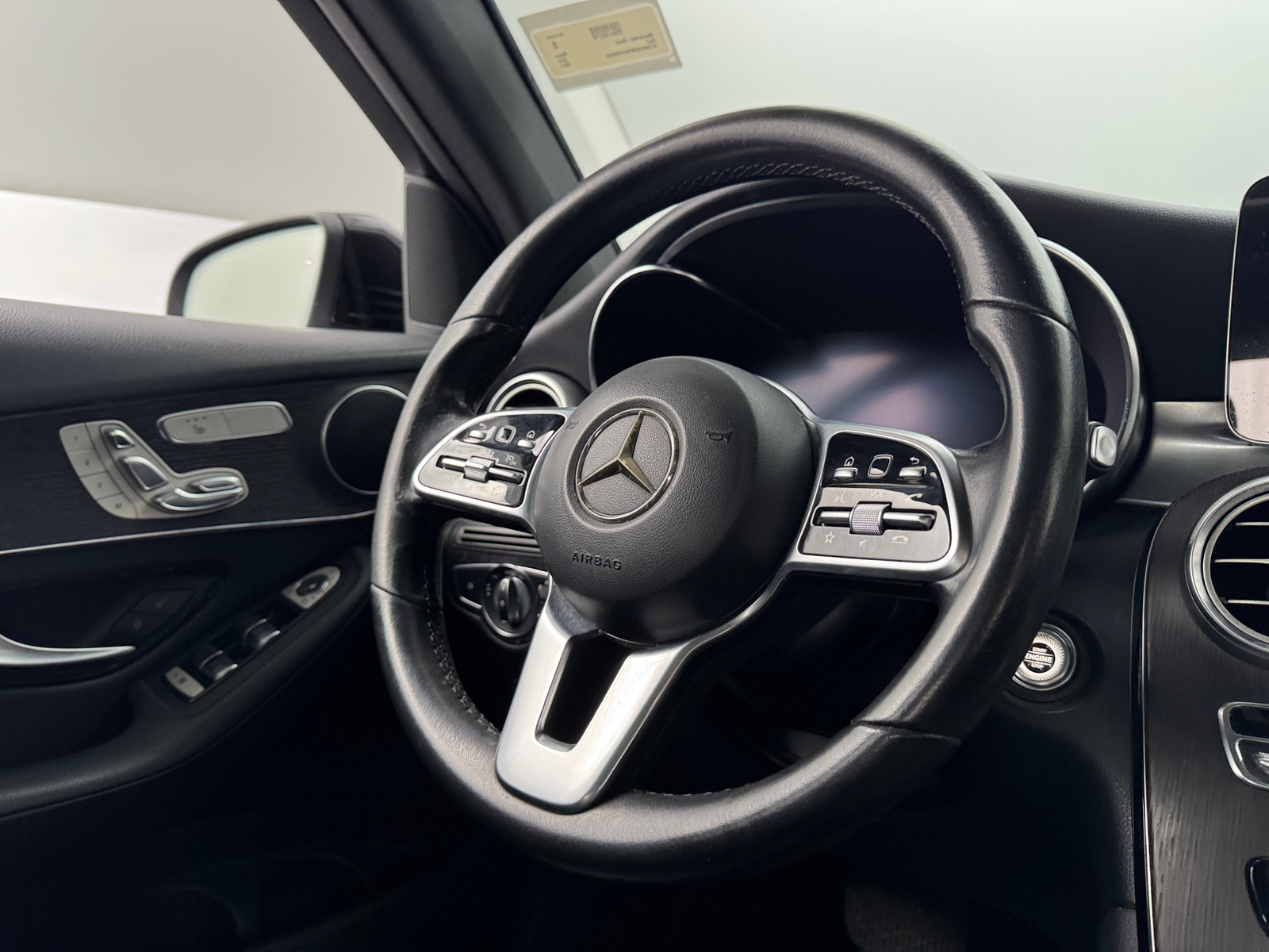 Thumbnail: 2021 Mercedes-Benz GLC - 4