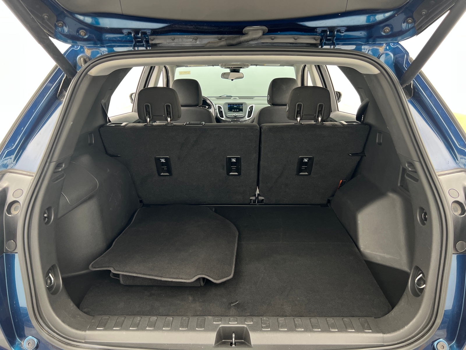 Thumbnail: 2019 Chevrolet Equinox - 7