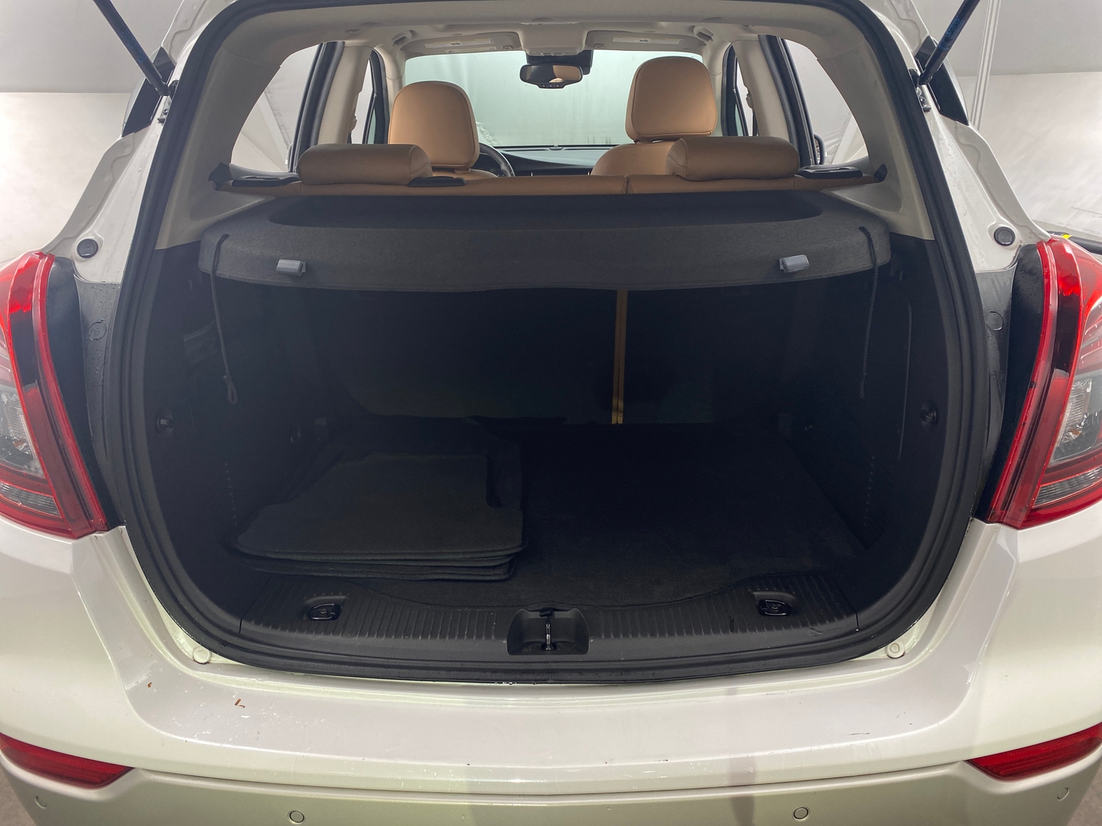 Thumbnail: 2018 Buick Encore - 6