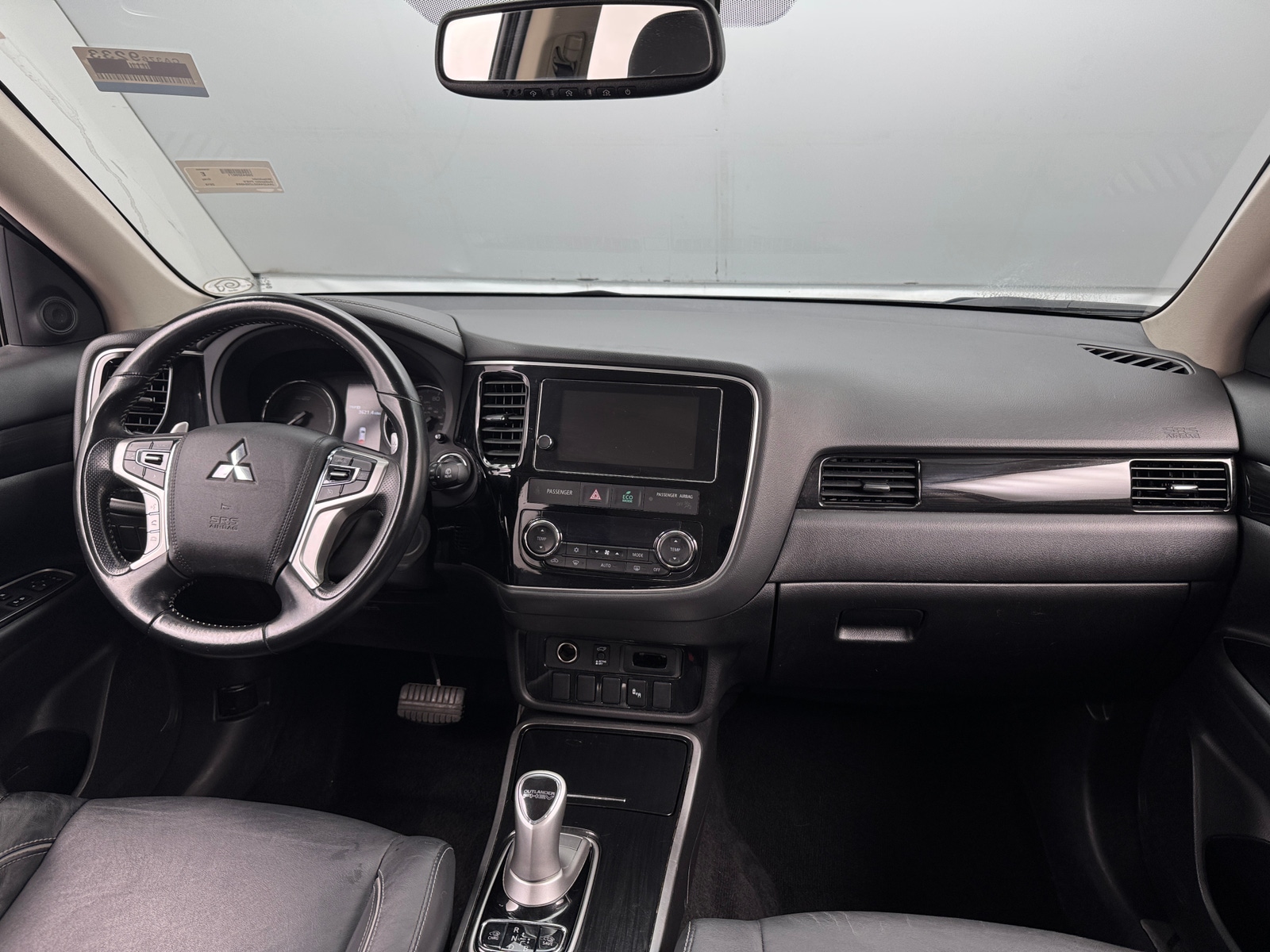 Thumbnail: 2018 Mitsubishi Outlander - 2