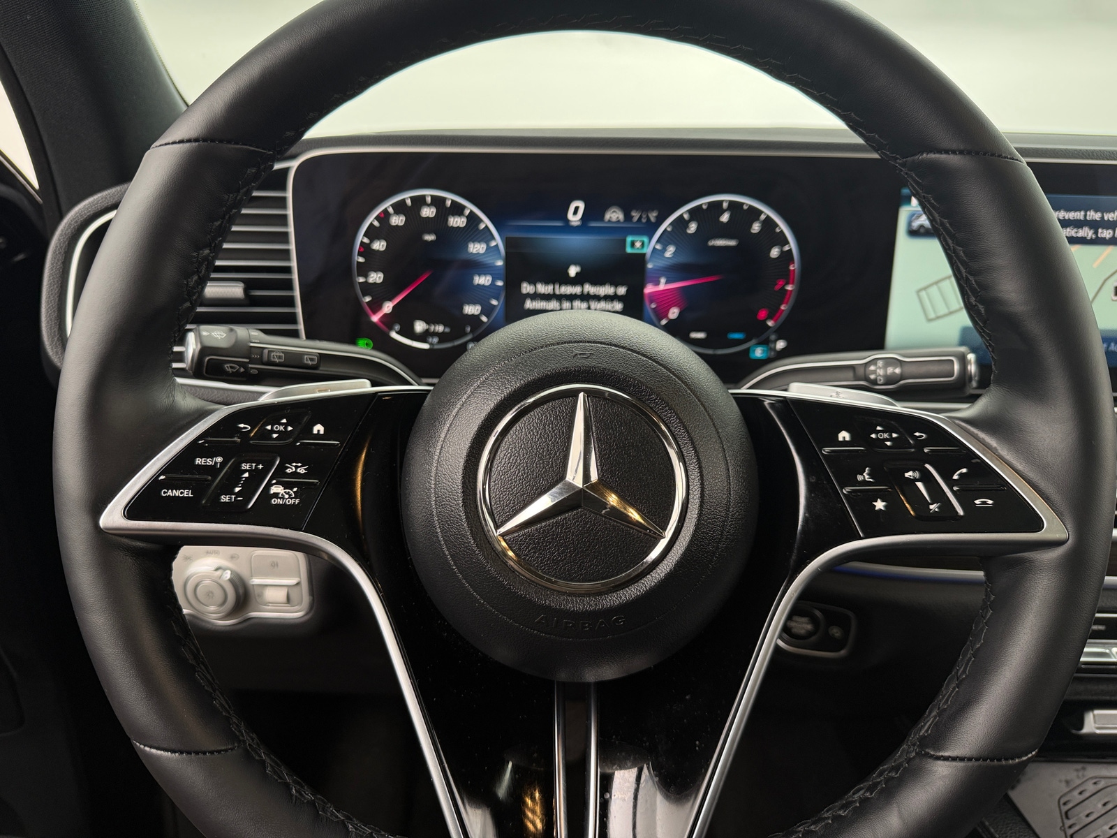 Thumbnail: 2024 Mercedes-Benz GLE - 4