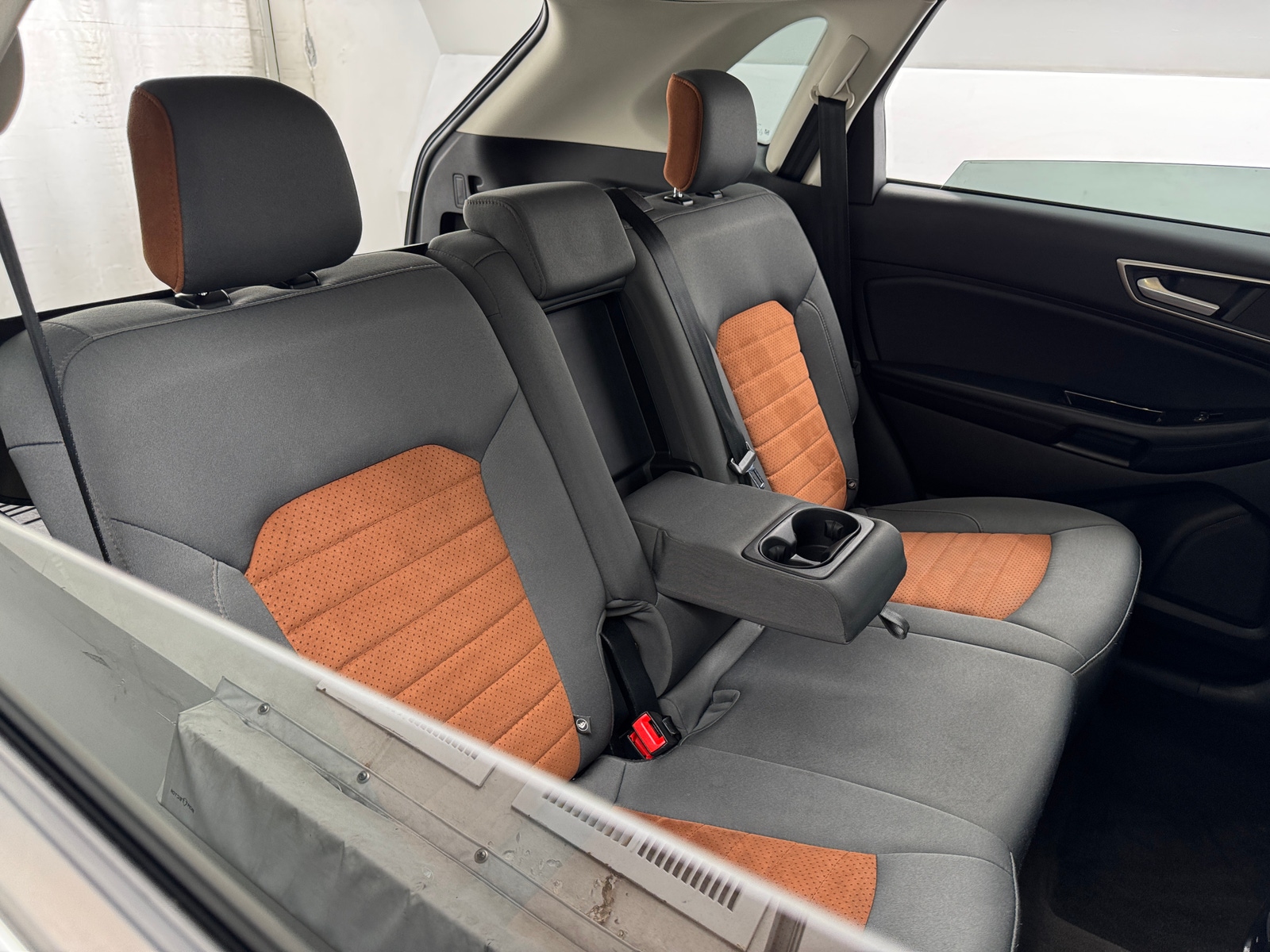 Thumbnail: 2018 Ford Edge - 6