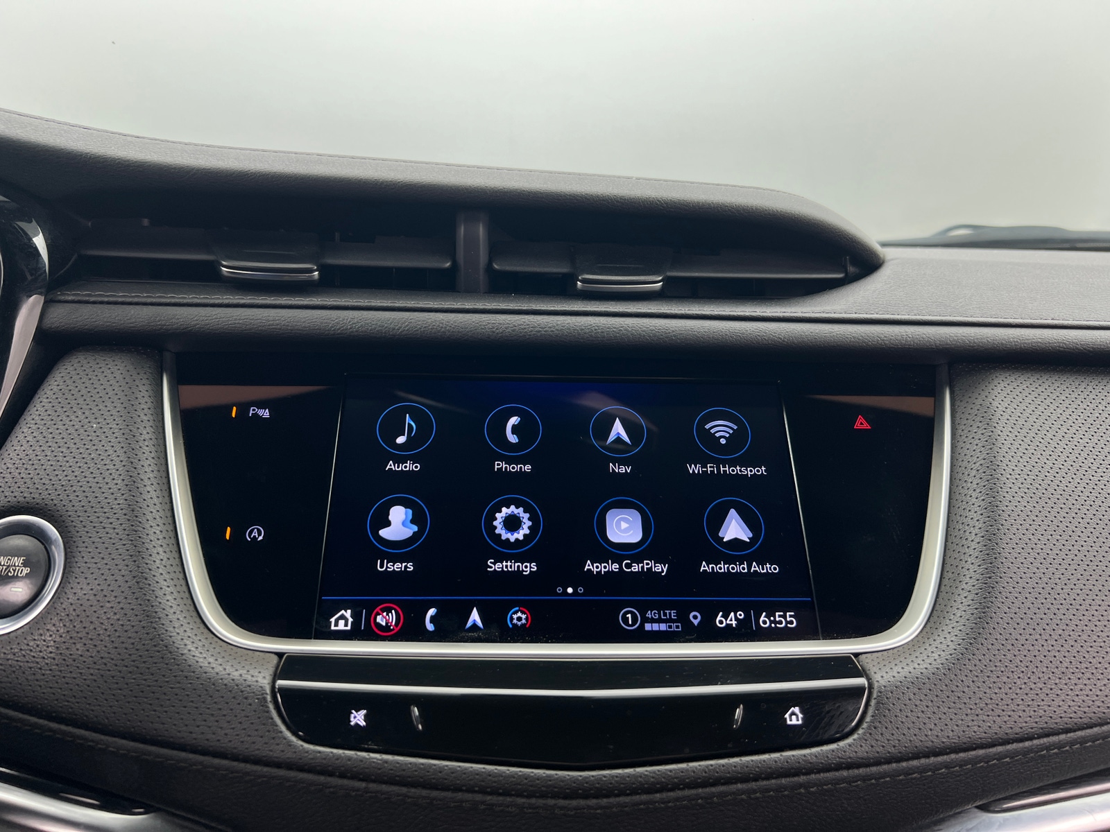 Thumbnail: 2022 Cadillac XT5 - 3