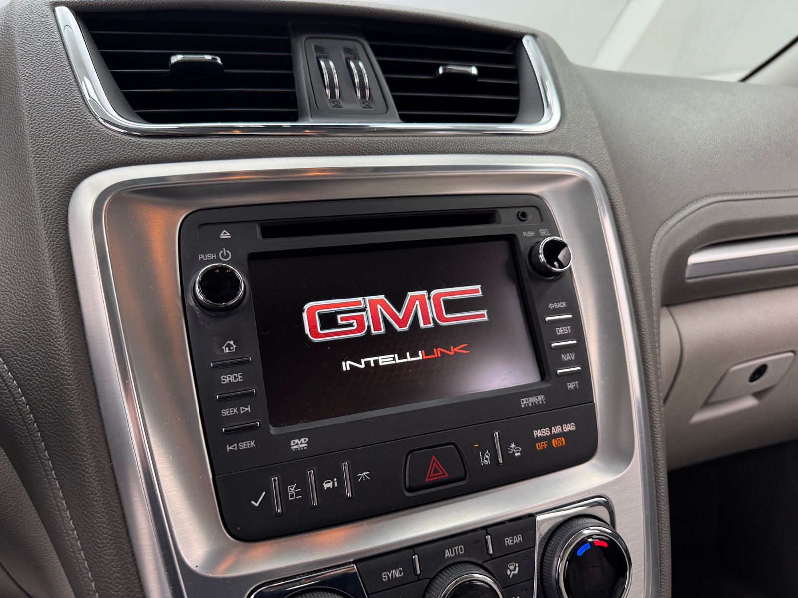 Thumbnail: 2016 GMC Acadia - 3