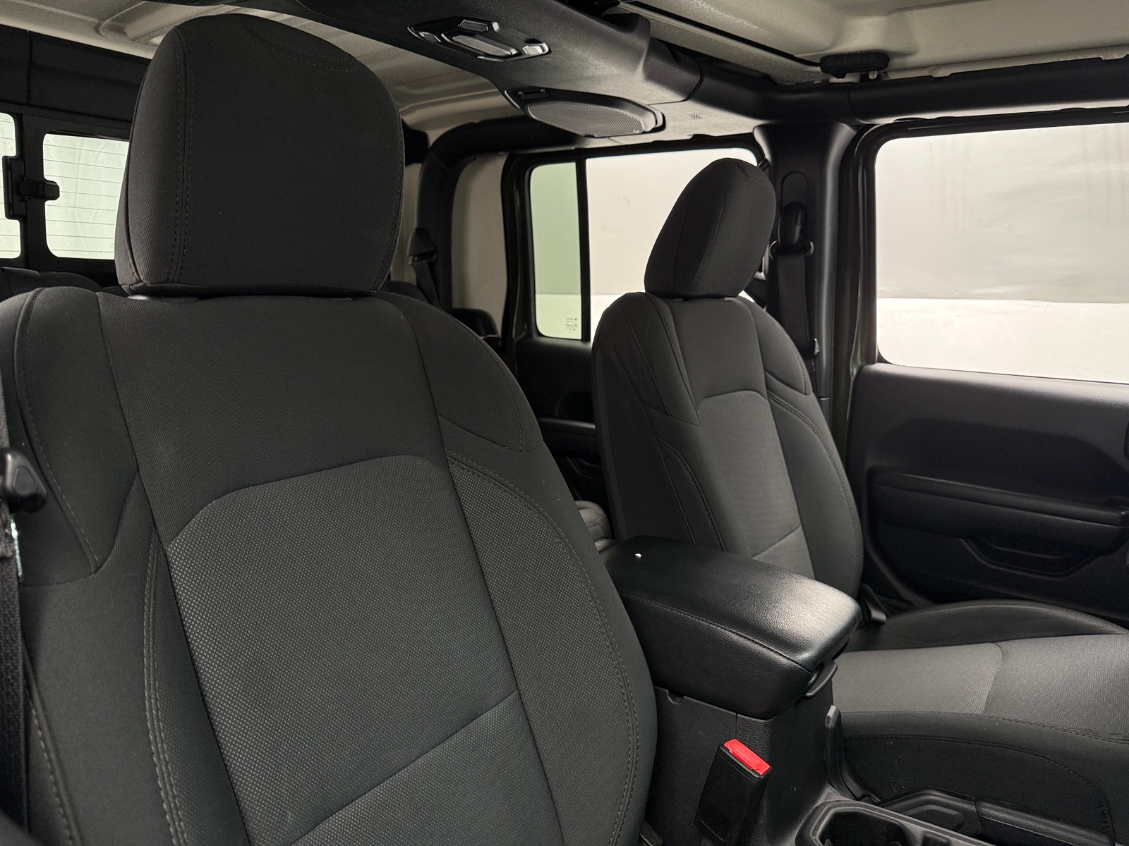 Thumbnail: 2022 Jeep Gladiator - 2