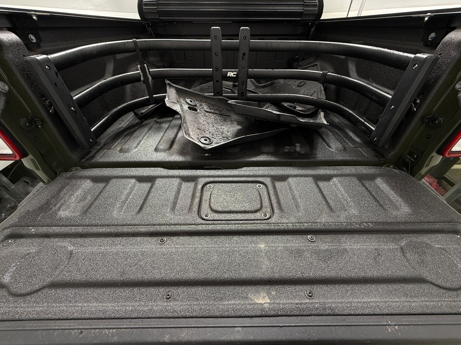 Thumbnail: 2022 Jeep Gladiator - 7