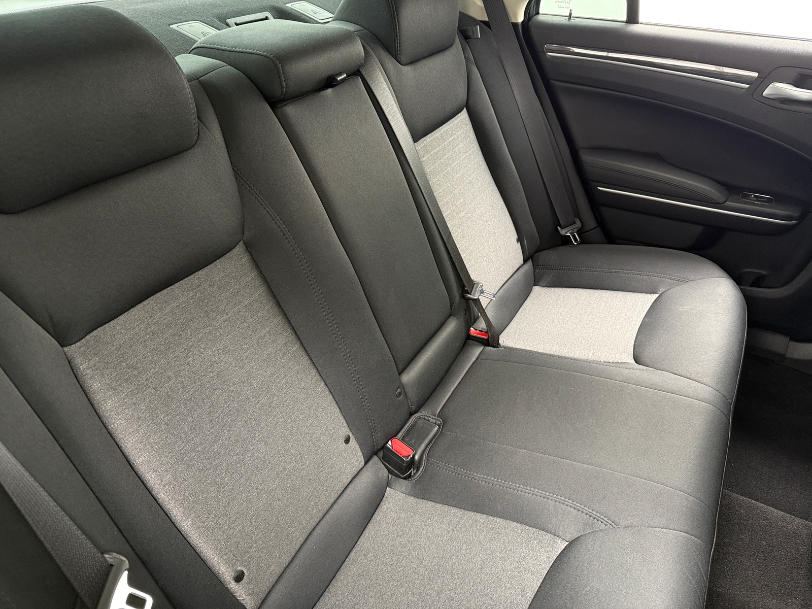 Thumbnail: 2019 Chrysler 300 - 6