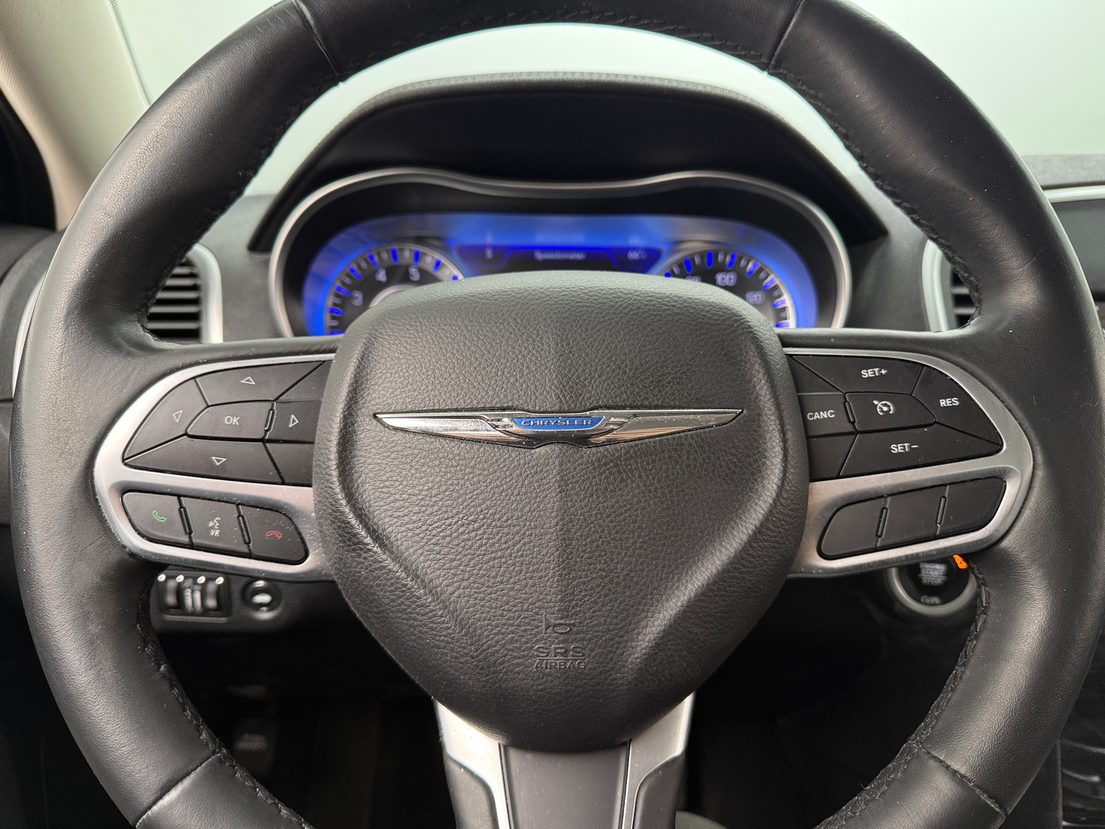 Thumbnail: 2019 Chrysler 300 - 5