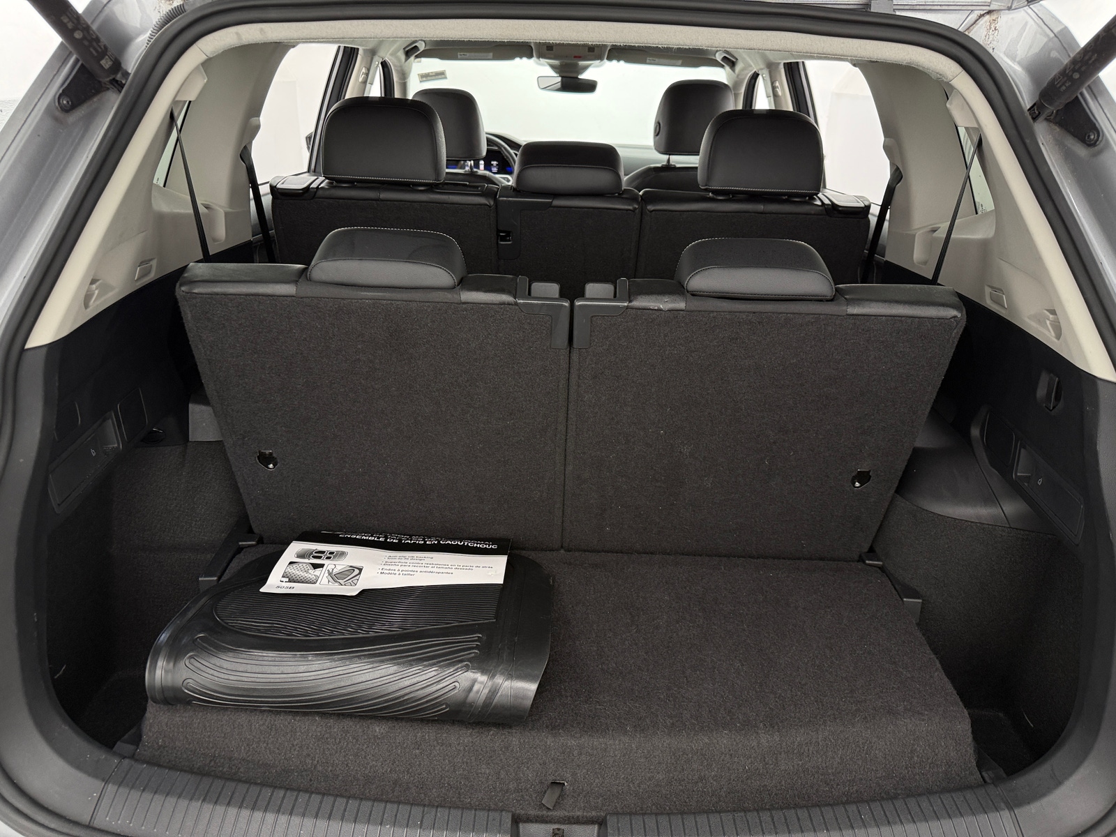 Thumbnail: 2024 Volkswagen Tiguan - 6