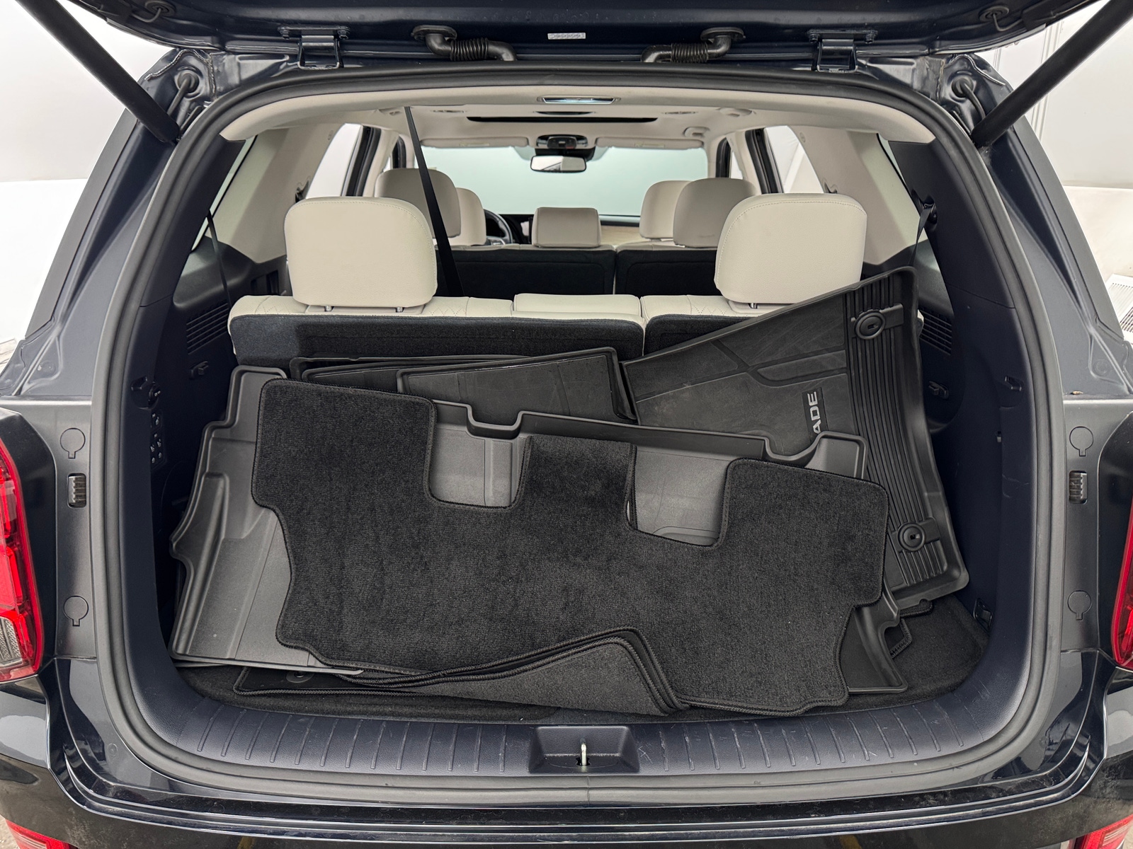 Thumbnail: 2022 Hyundai Palisade - 6