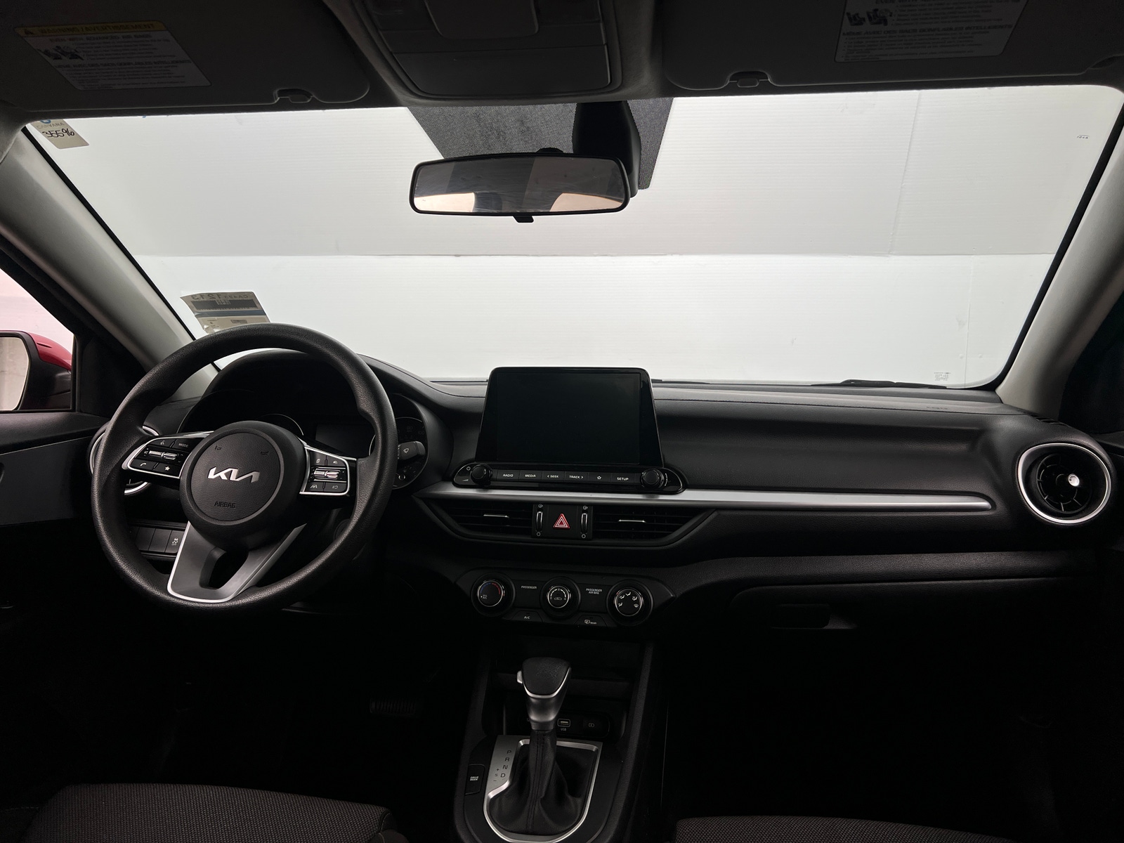 Thumbnail: 2024 Kia Forte - 3