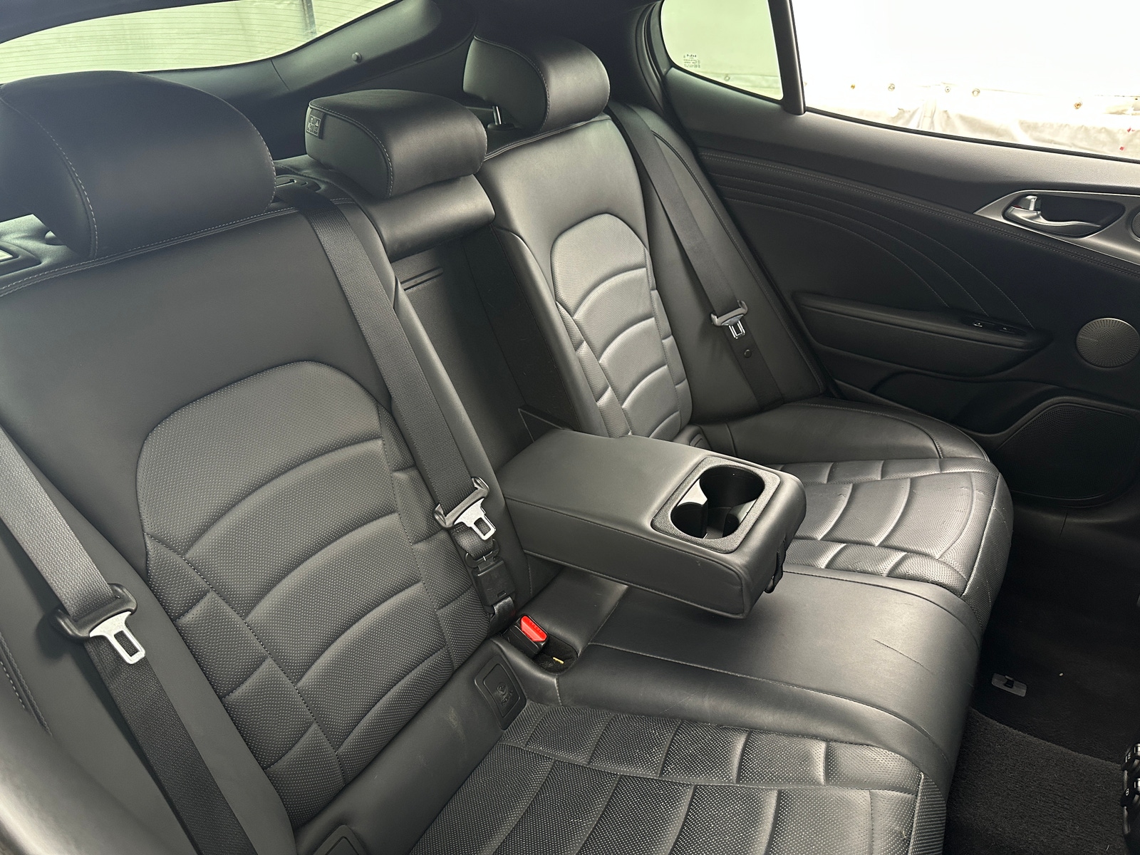 Thumbnail: 2022 Kia Stinger - 5