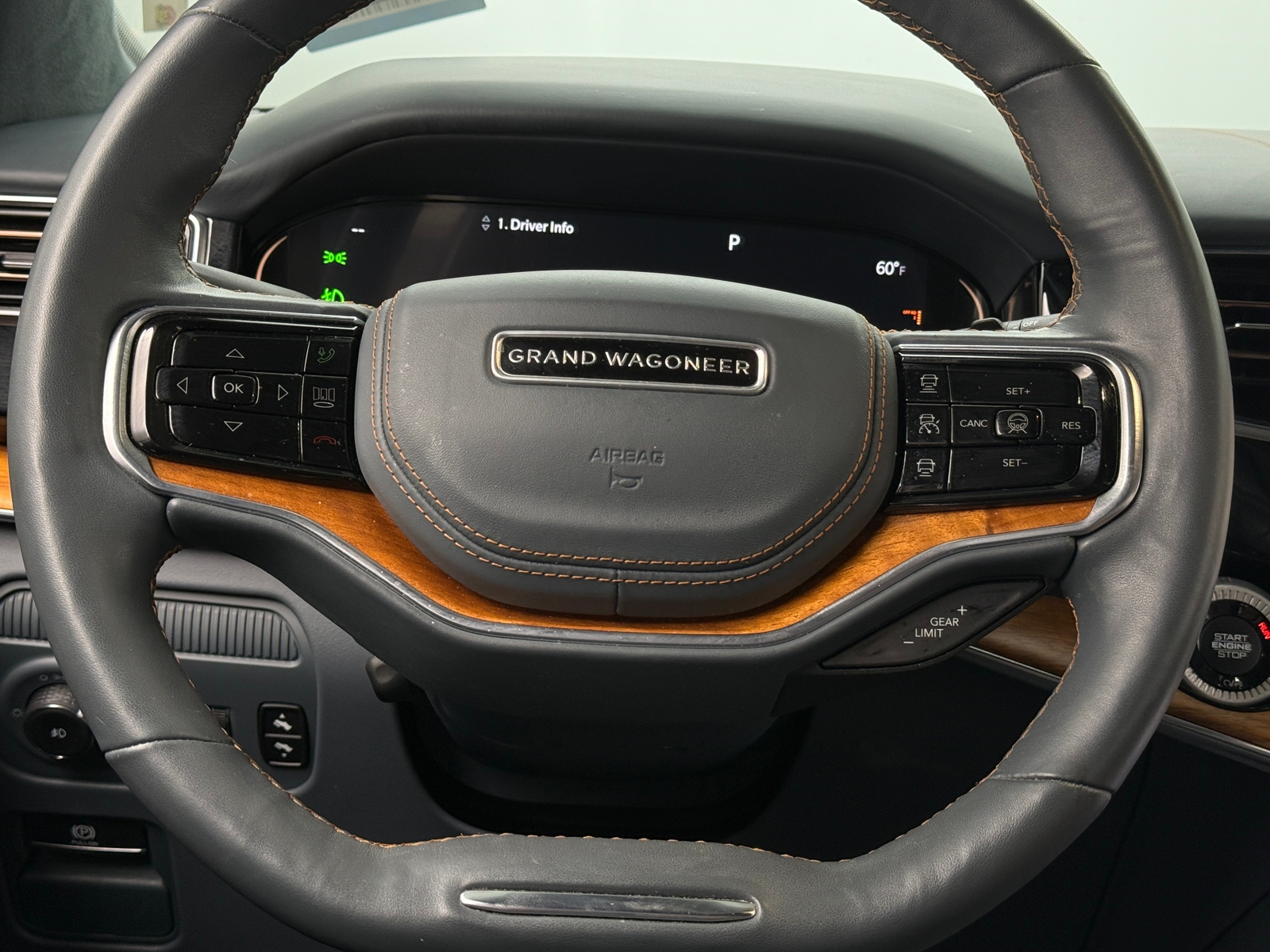 Thumbnail: 2022 Jeep Grand Wagoneer - 4