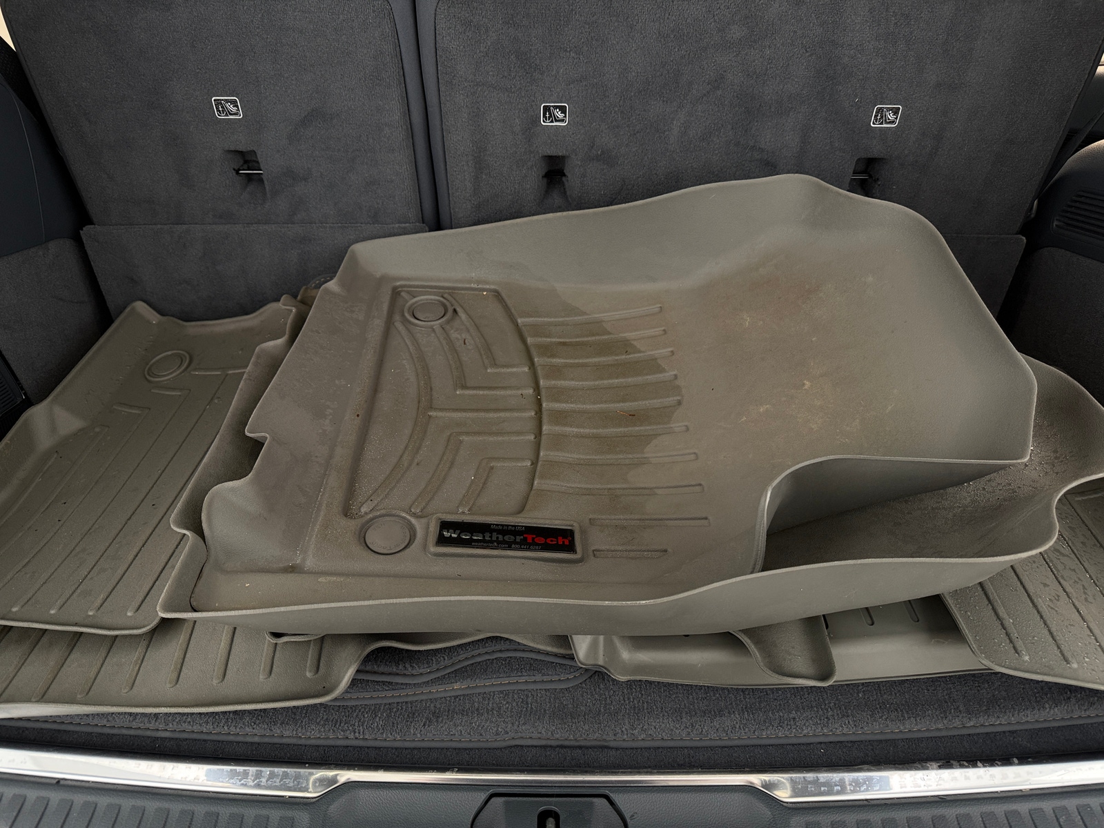 Thumbnail: 2022 Jeep Grand Wagoneer - 6