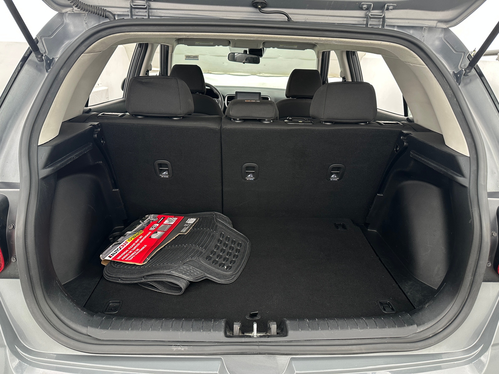 Thumbnail: 2021 Hyundai Venue - 7