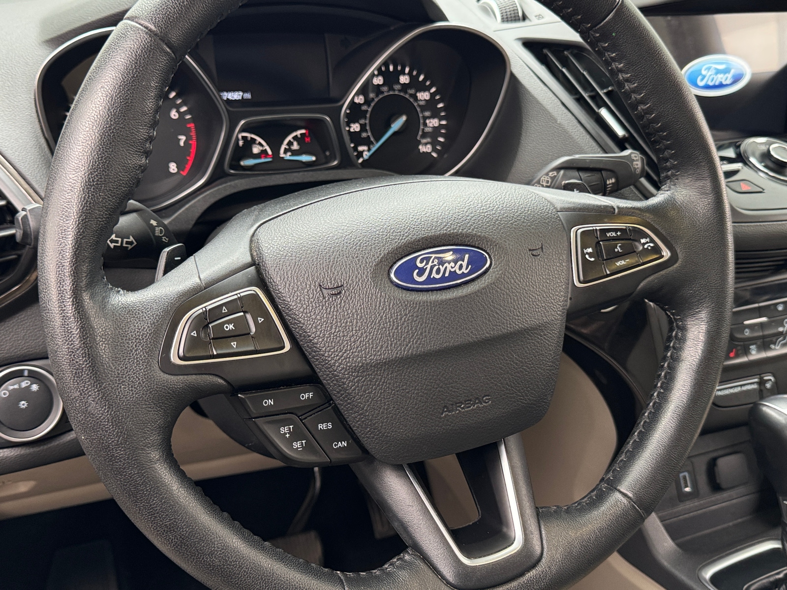 Thumbnail: 2017 Ford Escape - 4