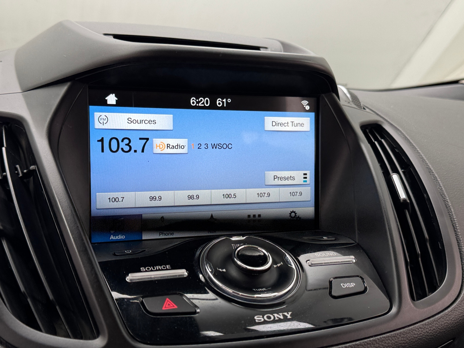 Thumbnail: 2017 Ford Escape - 3