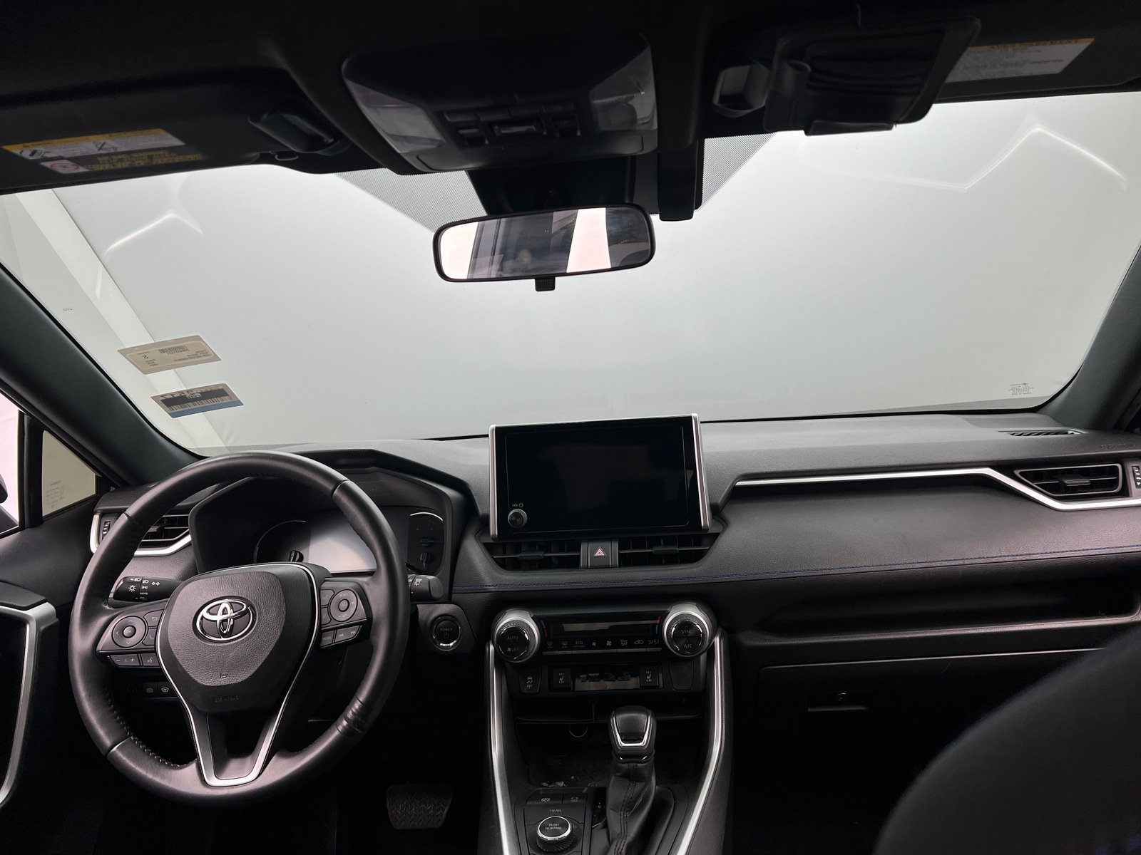 Thumbnail: 2023 Toyota RAV4 - 3