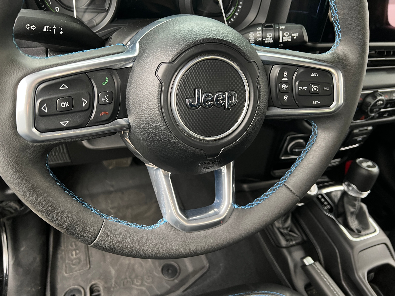 Thumbnail: 2024 Jeep Wrangler - 4