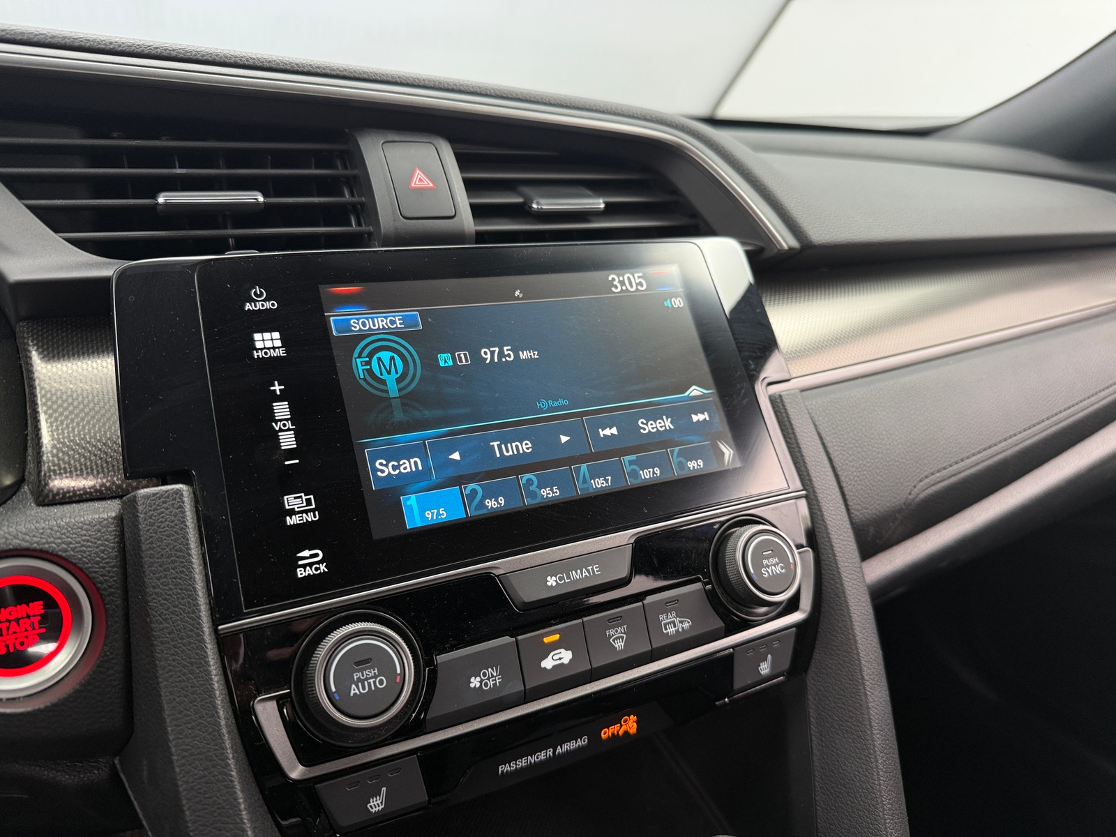 Thumbnail: 2017 Honda Civic - 4