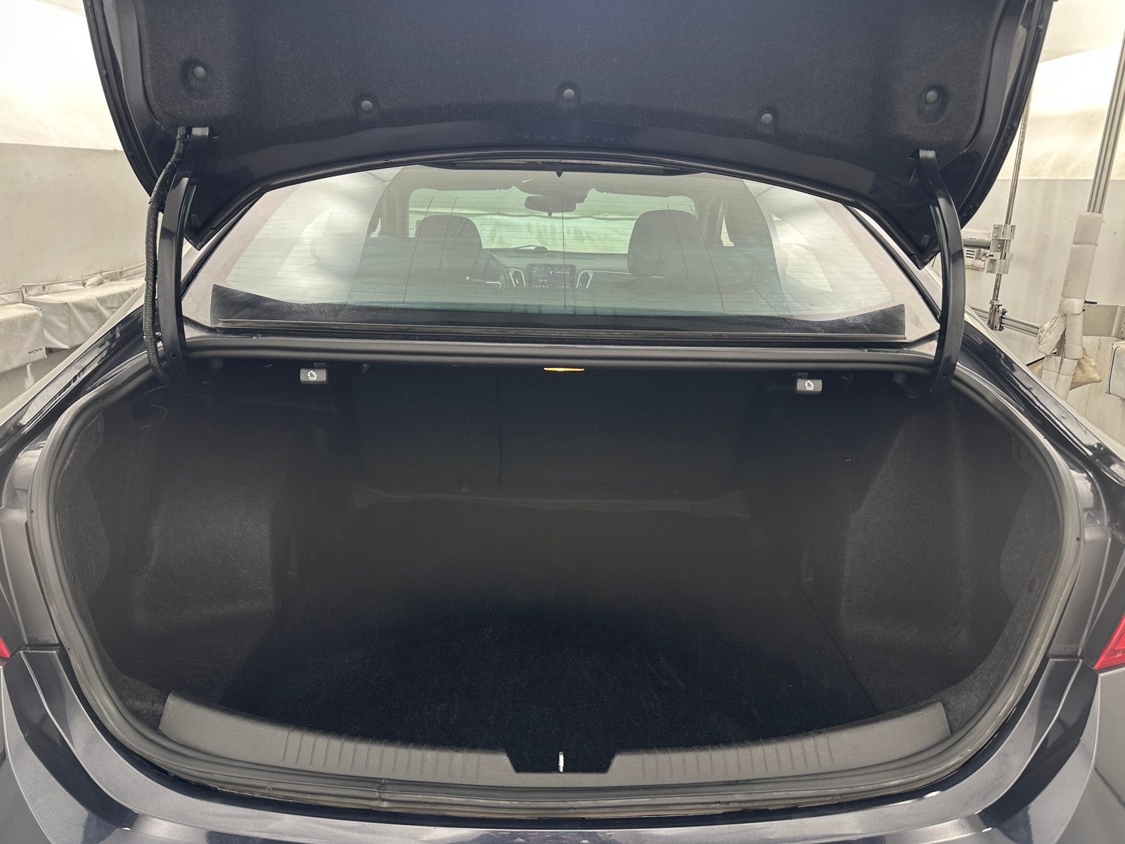 Thumbnail: 2023 Chevrolet Malibu - 7