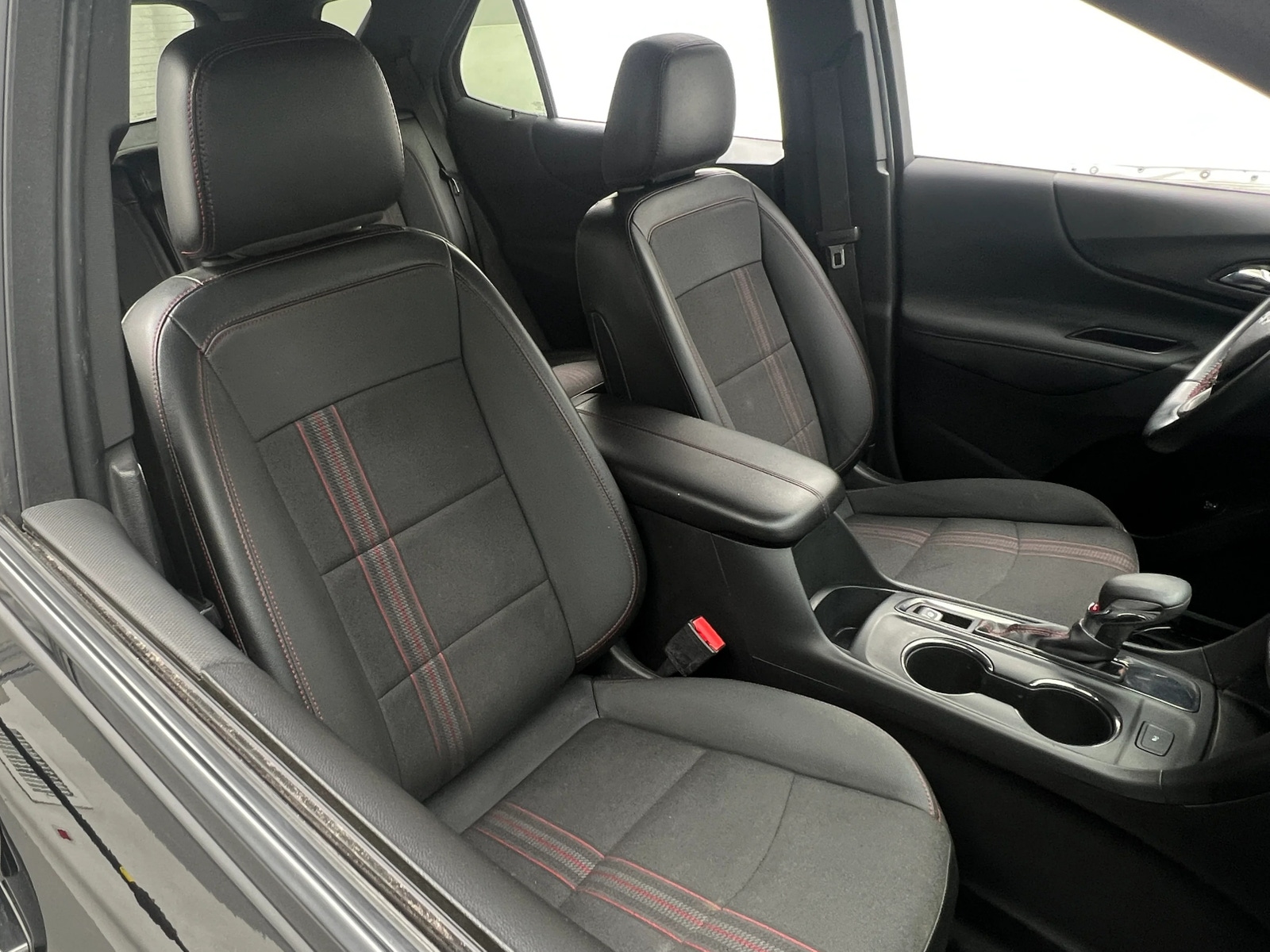 Thumbnail: 2023 Chevrolet Equinox - 2