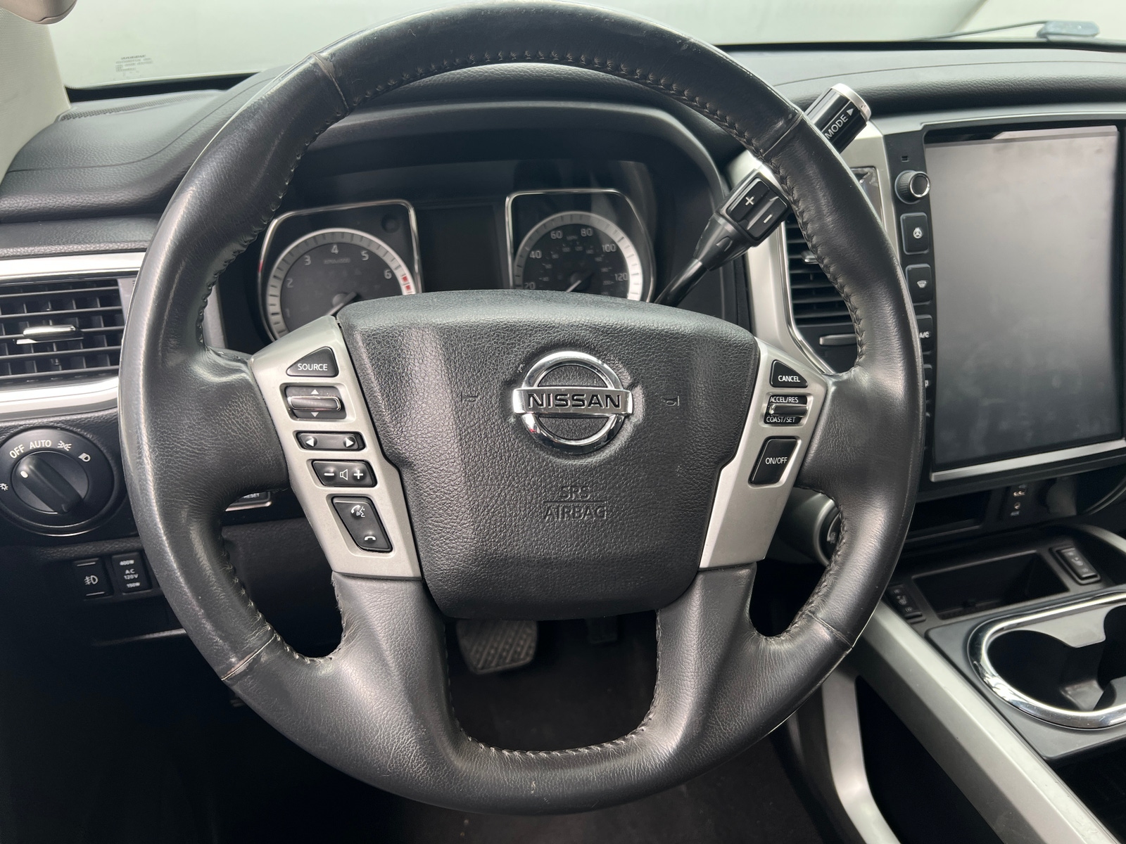 Thumbnail: 2017 Nissan Titan - 5