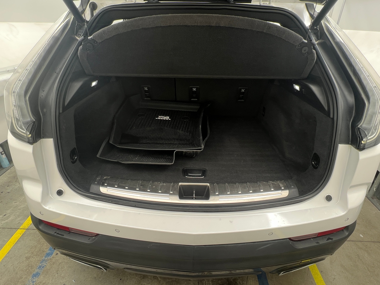 Thumbnail: 2019 Cadillac XT4 - 6