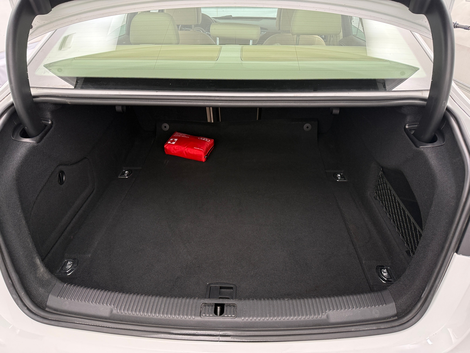 Thumbnail: 2017 Audi A6 - 6