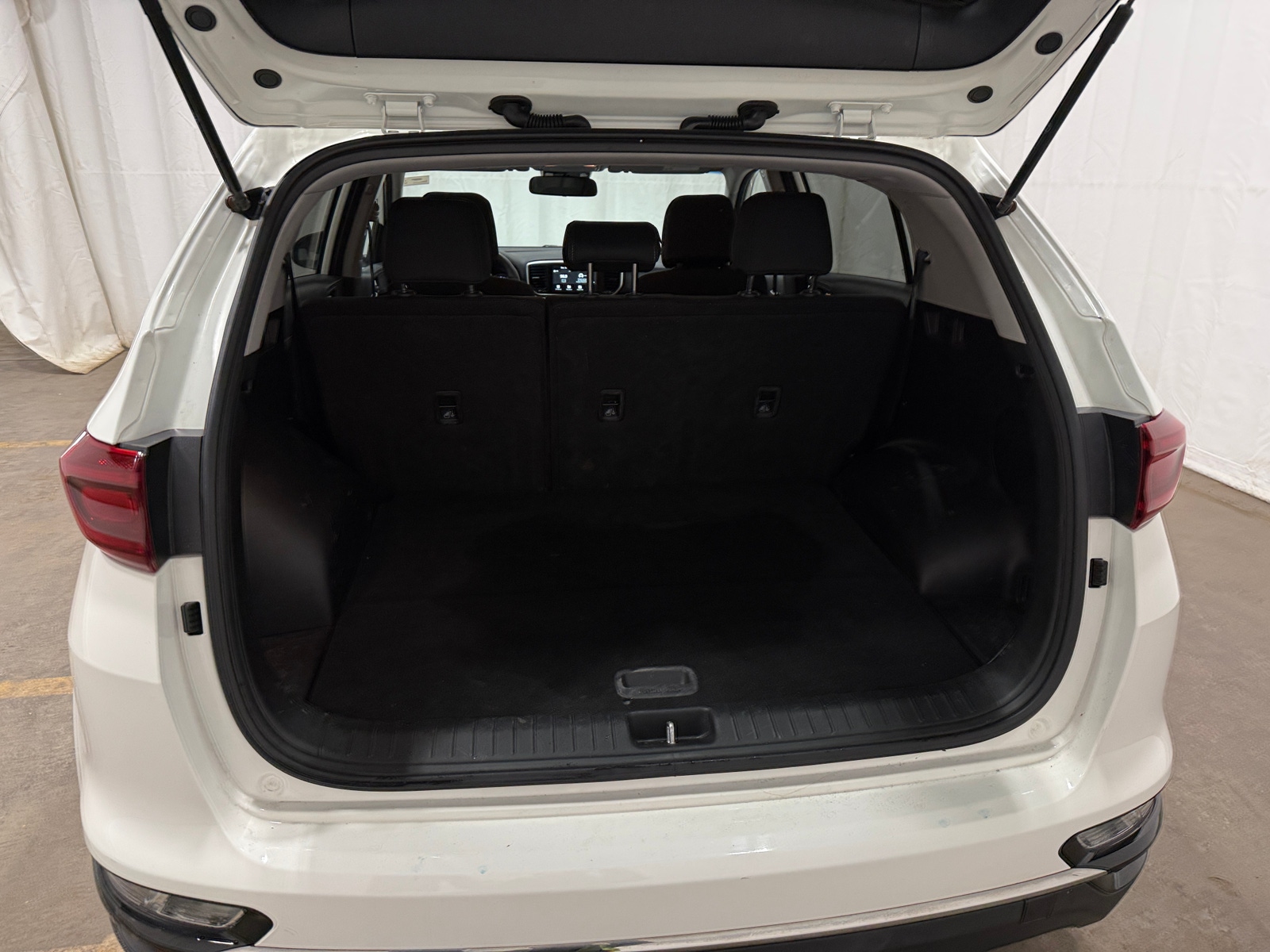 Thumbnail: 2020 Kia Sportage - 7