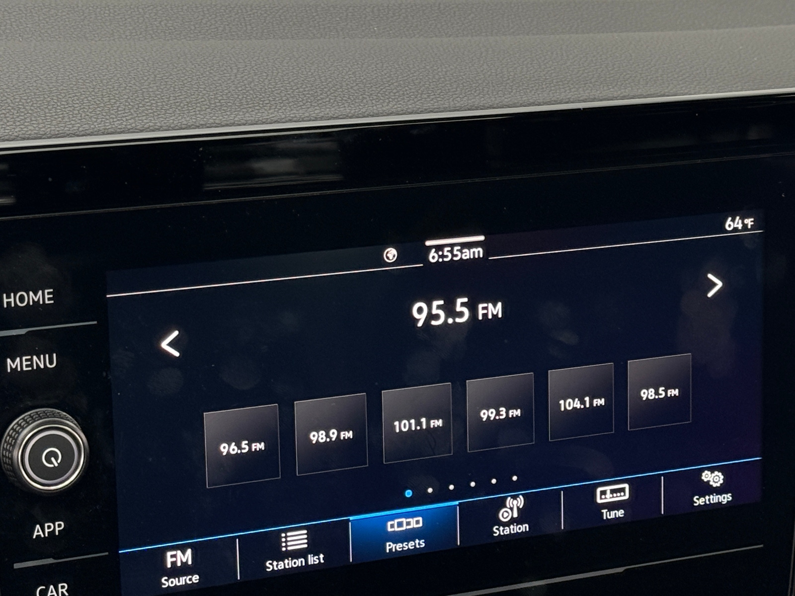 Thumbnail: 2025 Volkswagen Jetta - 4