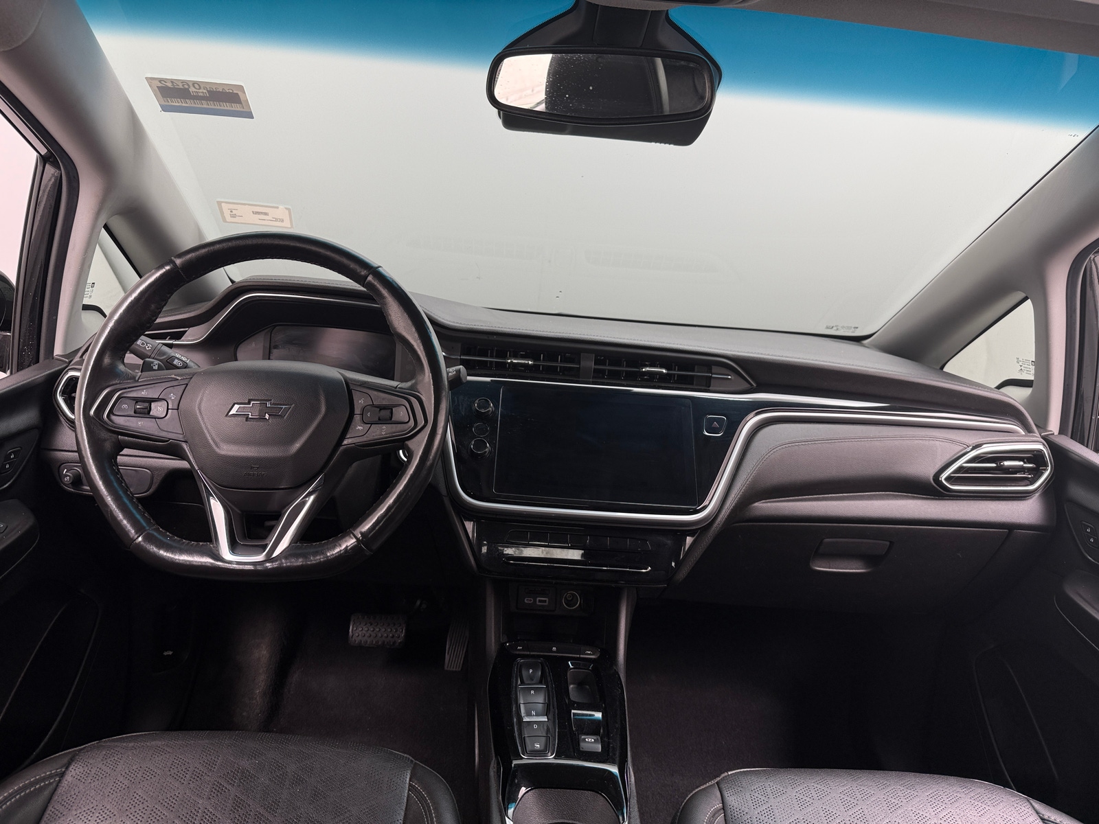 Thumbnail: 2023 Chevrolet Bolt EV - 2