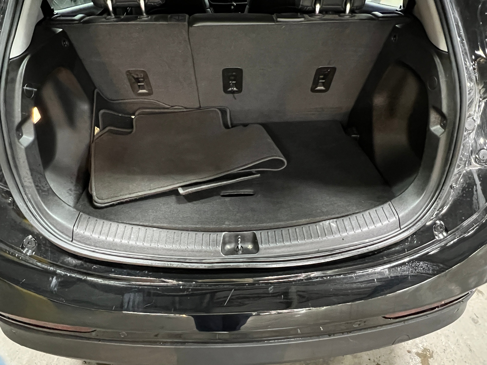 Thumbnail: 2023 Chevrolet Bolt EV - 6