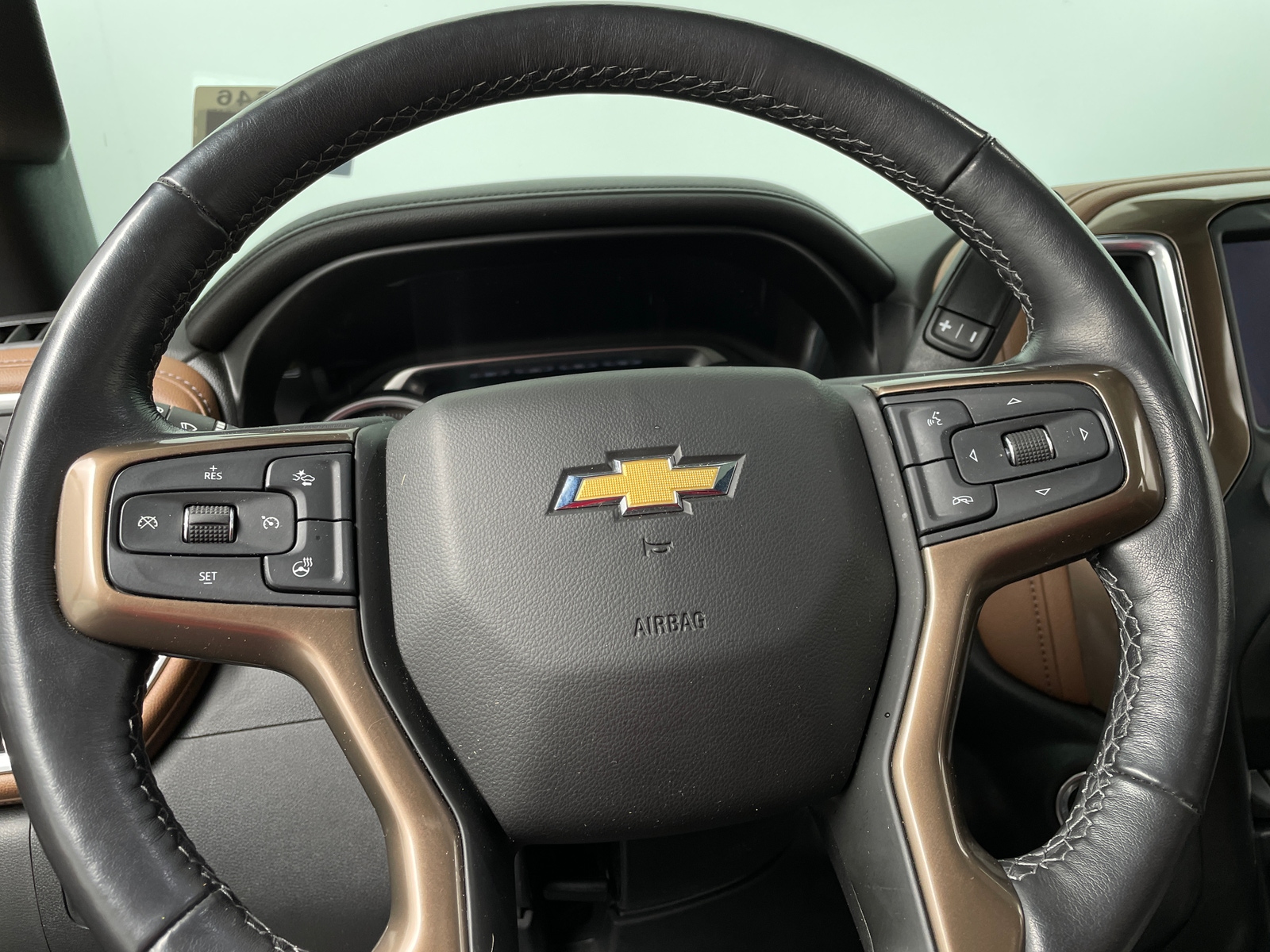 Thumbnail: 2021 Chevrolet Silverado 1500 - 4