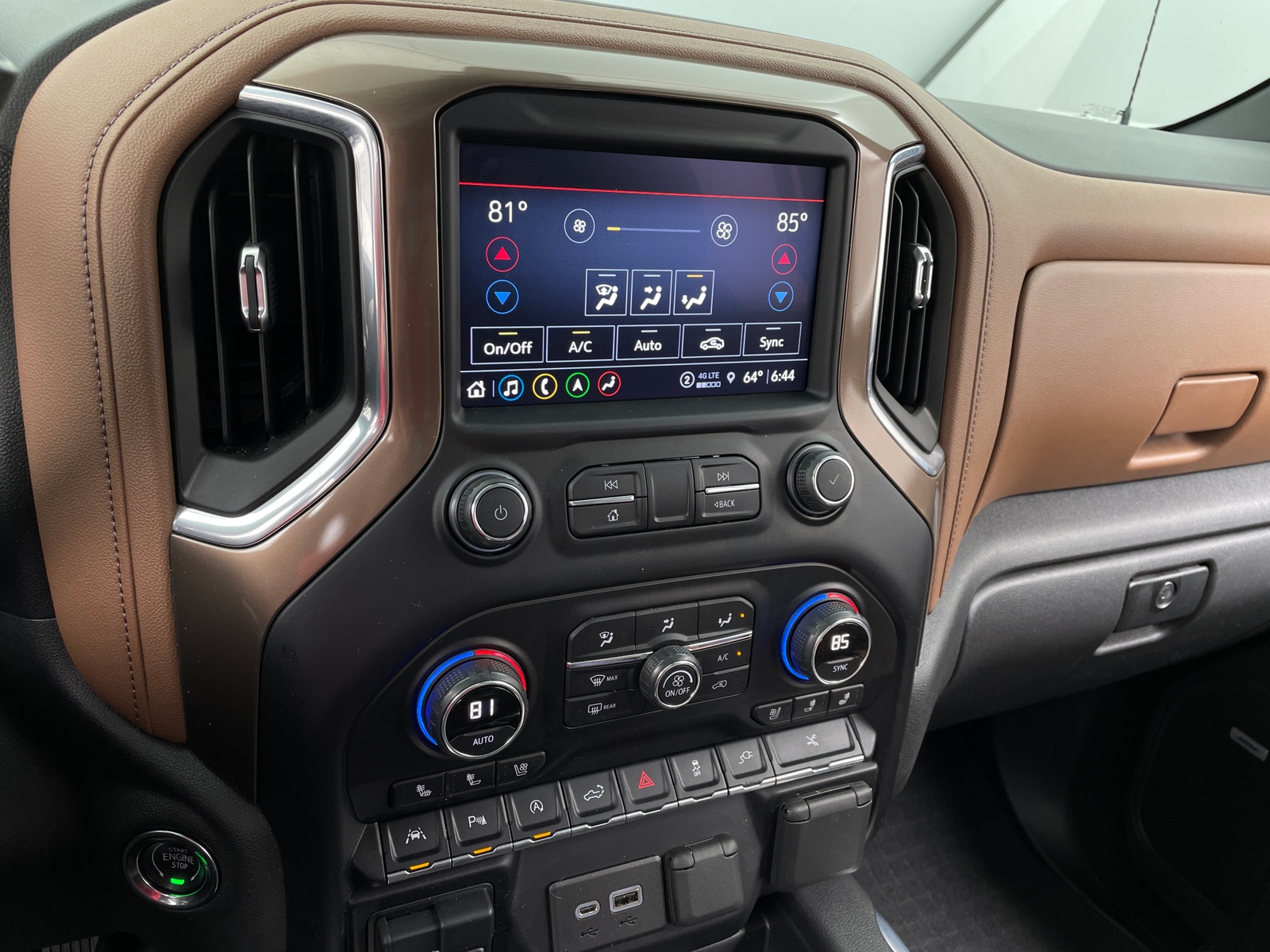 Thumbnail: 2021 Chevrolet Silverado 1500 - 3