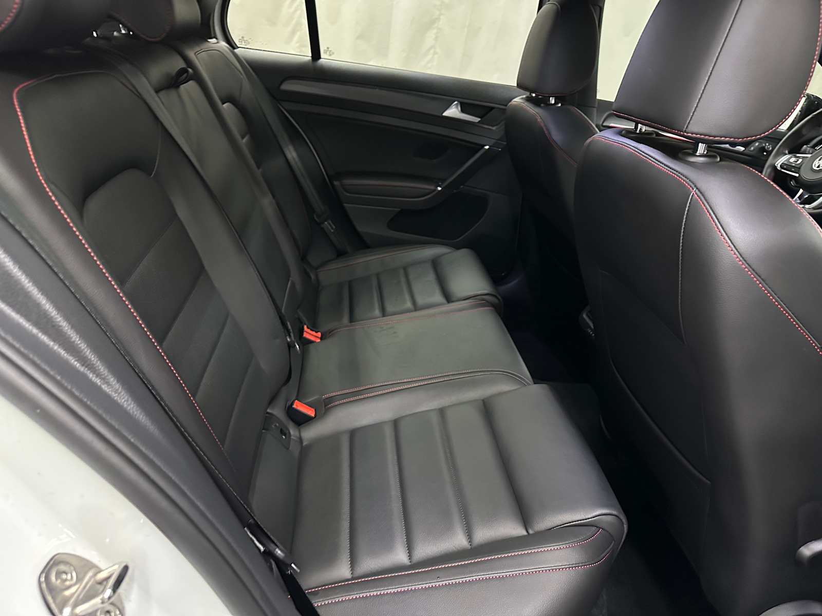 Thumbnail: 2021 Volkswagen Golf - 5