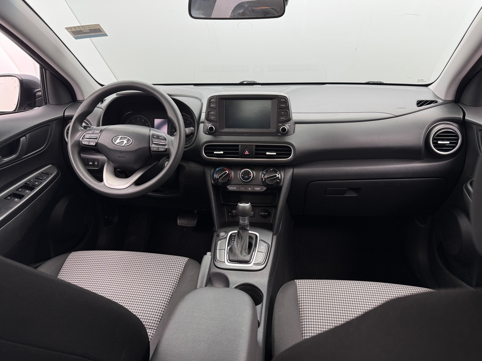 Thumbnail: 2020 Hyundai Kona - 3