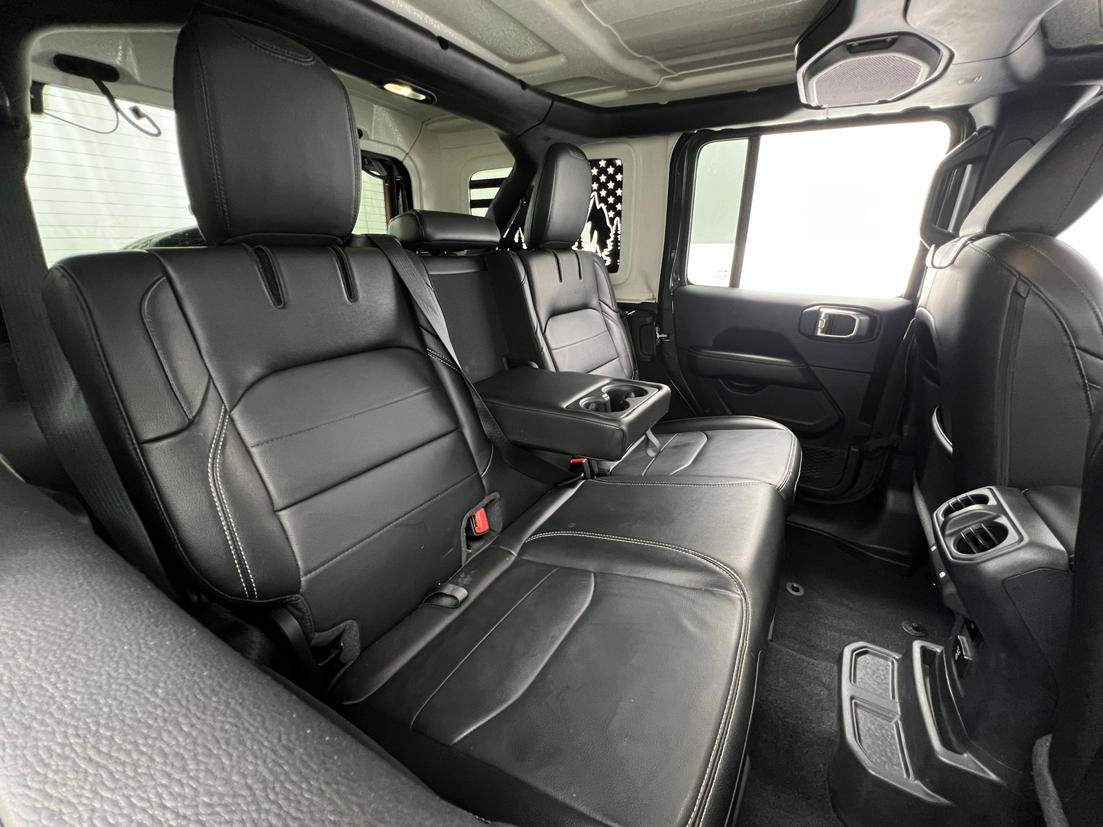 Thumbnail: 2021 Jeep Wrangler - 5