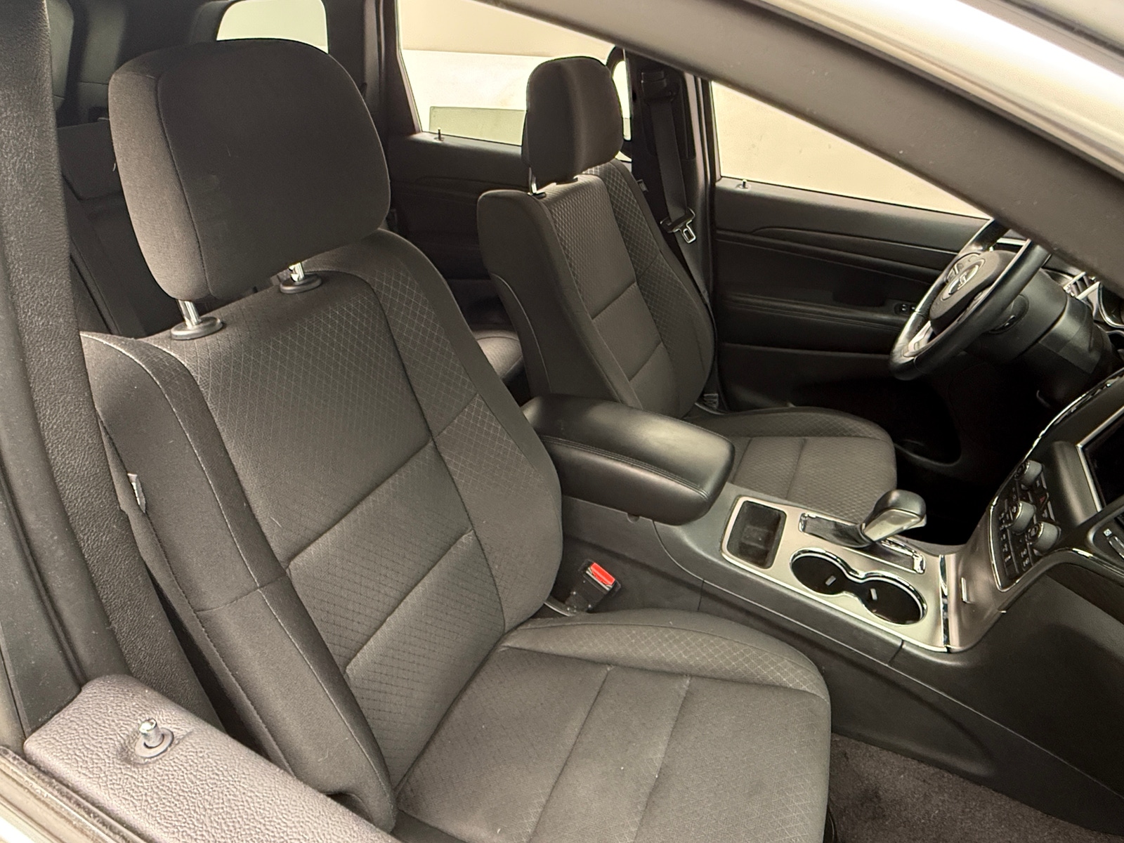 Thumbnail: 2018 Jeep Grand Cherokee - 2