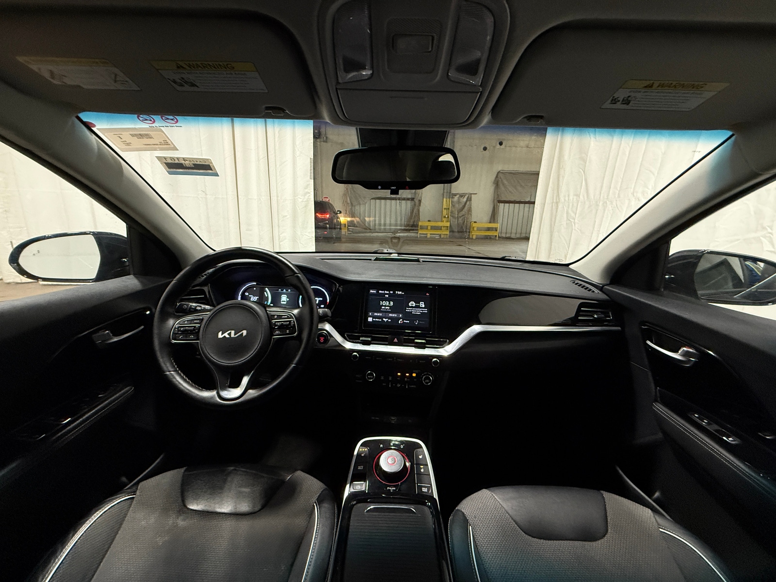 Thumbnail: 2022 Kia Niro - 2