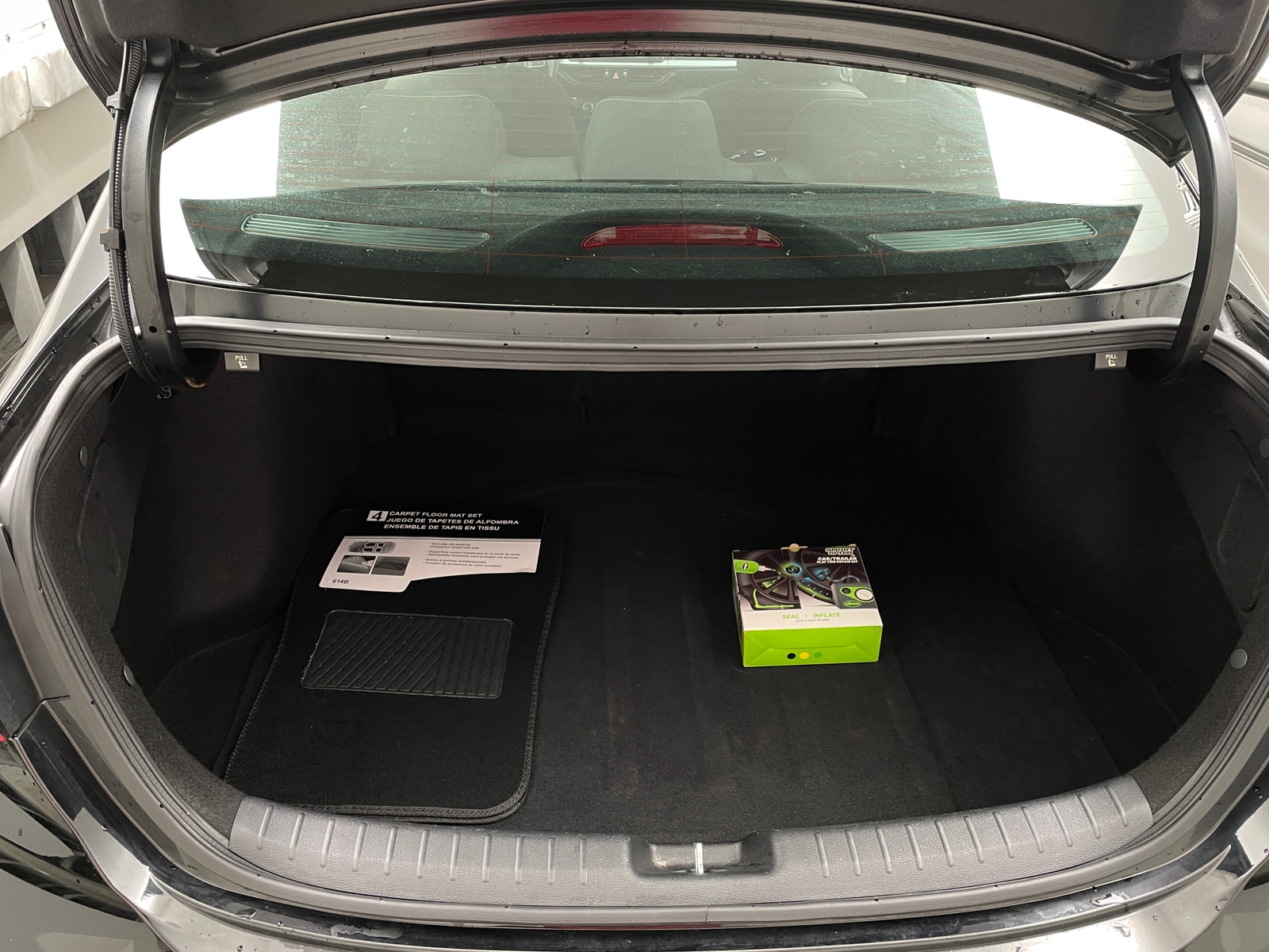 Thumbnail: 2024 Kia Forte - 7