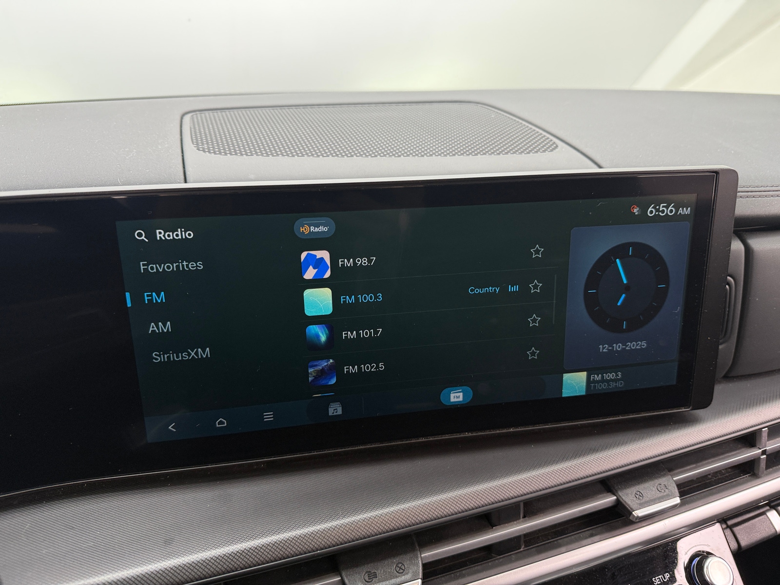 Thumbnail: 2024 Hyundai Santa Fe - 3