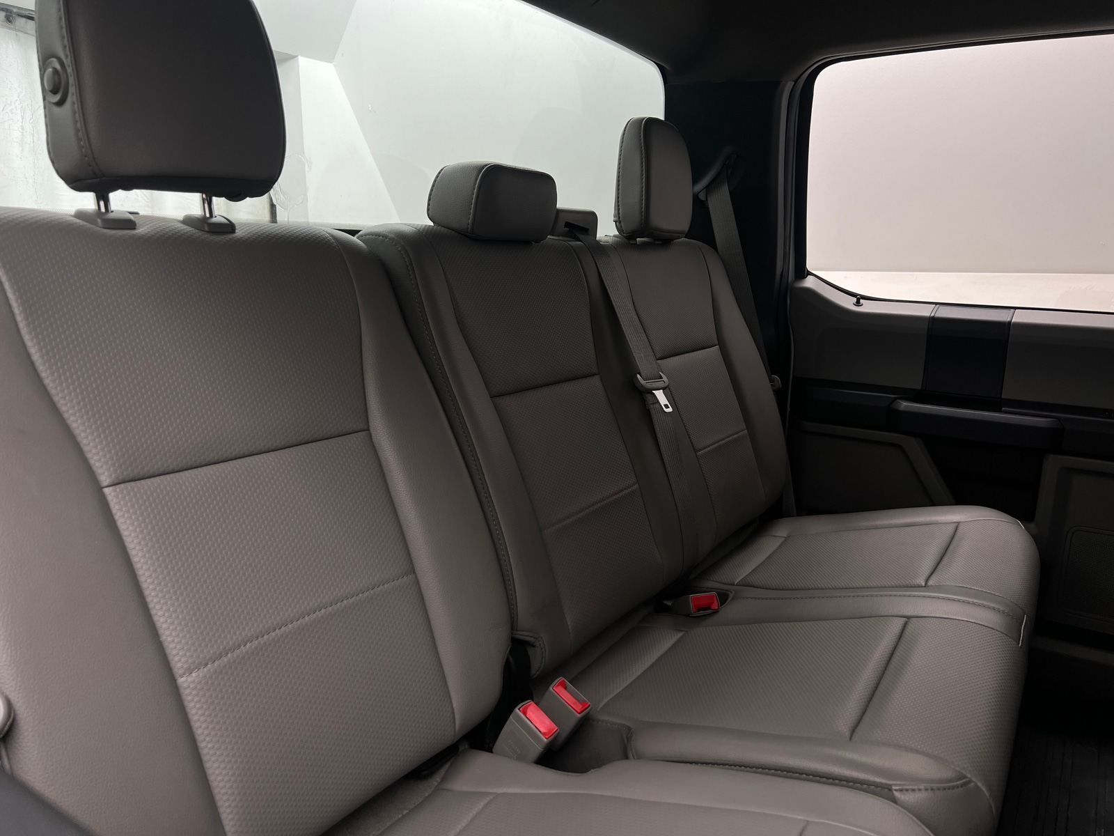 Thumbnail: 2018 Ford Econoline - 5