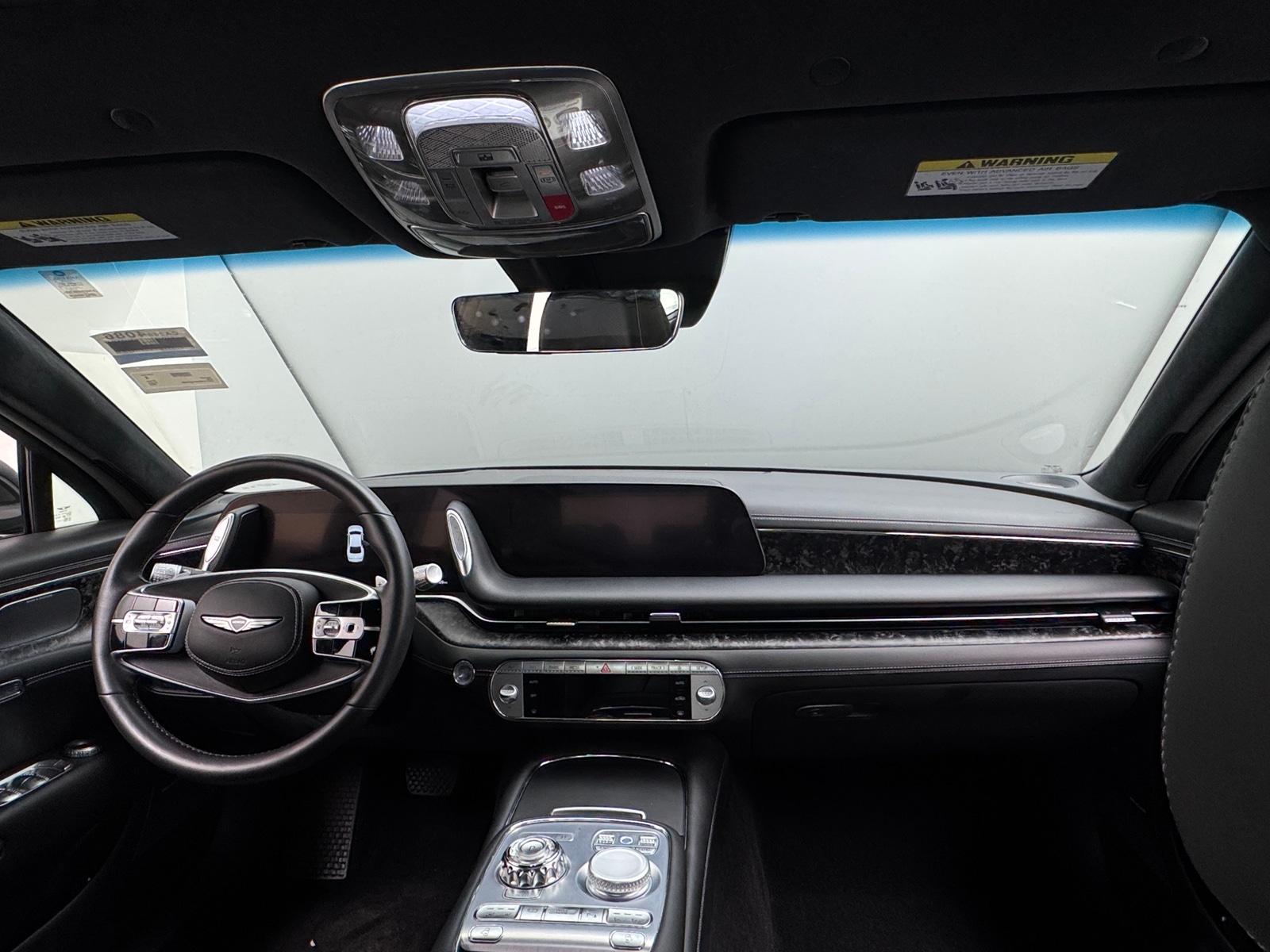 Thumbnail: 2023 Genesis G90 - 2