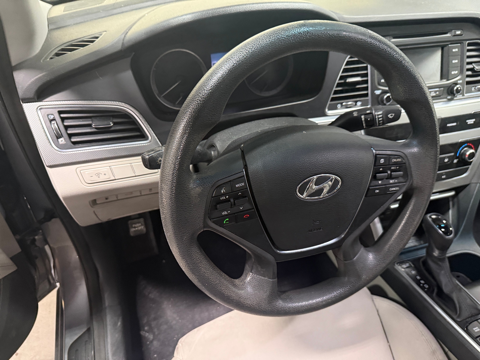 Thumbnail: 2015 Hyundai Sonata - 5