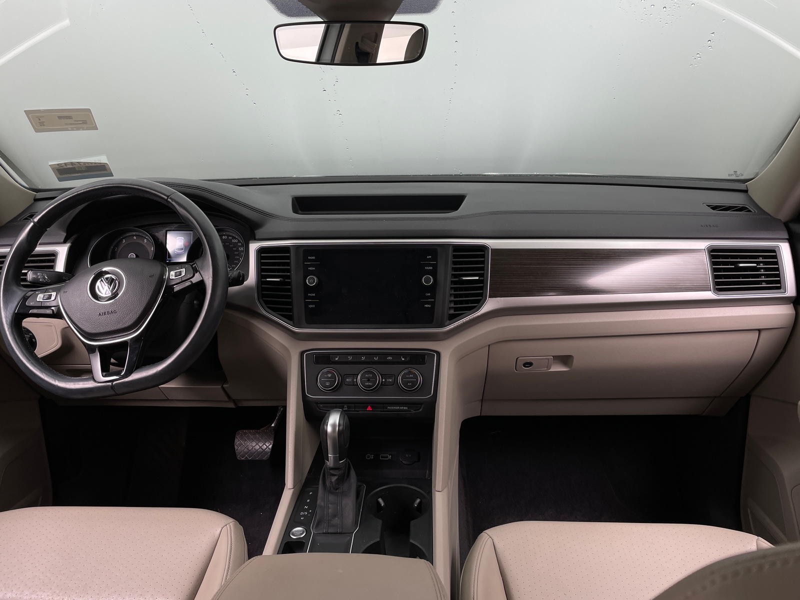 Thumbnail: 2018 Volkswagen Atlas - 2