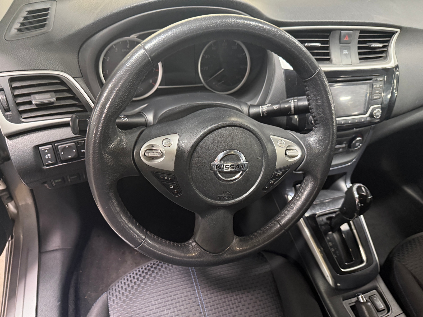 Thumbnail: 2016 Nissan Sentra - 5